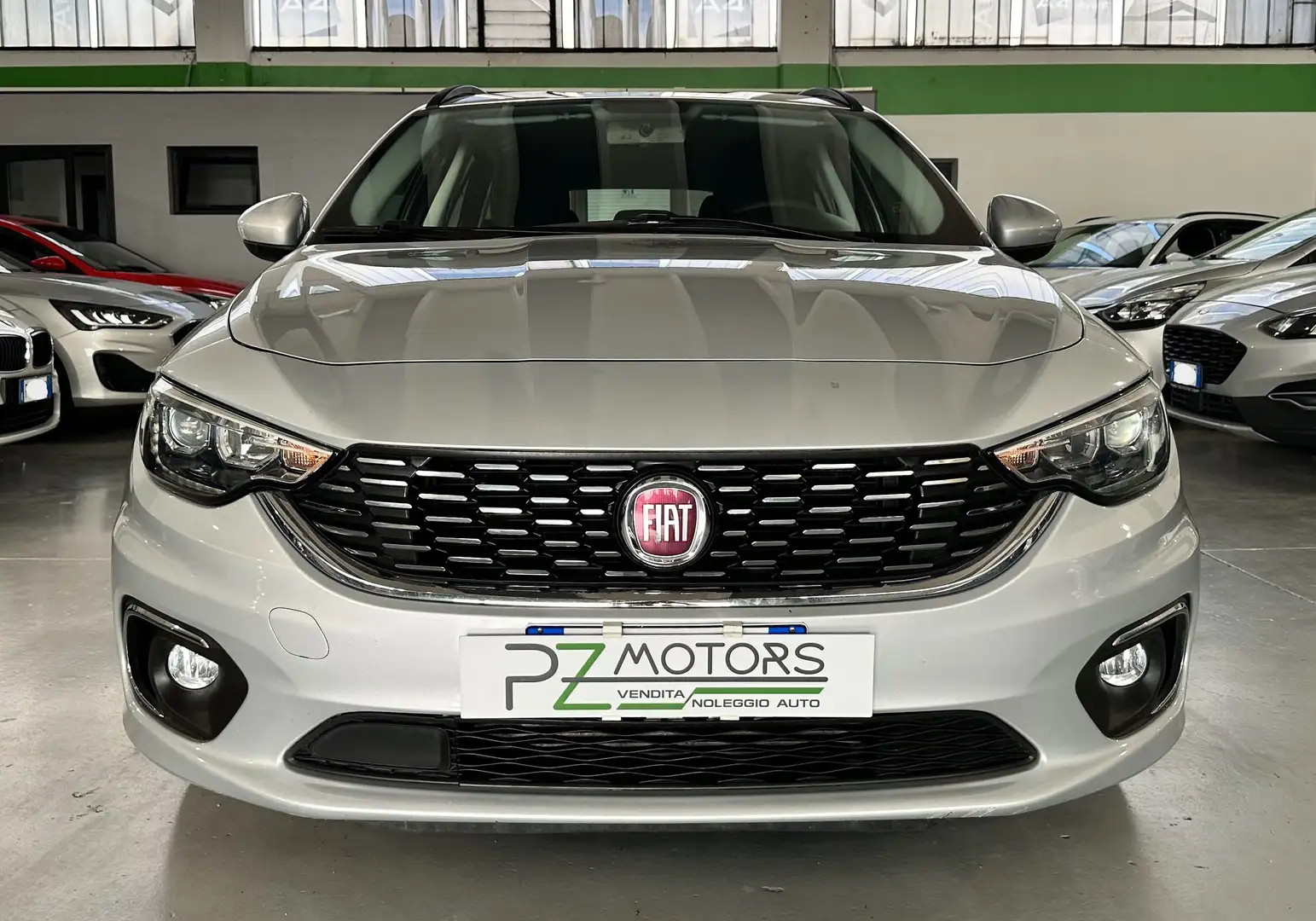 Fiat Tipo SW 1.6 mjt Lounge s - PROMO FINANZIAMENTO Plateado - 2