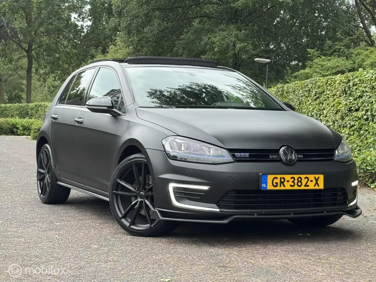 Volkswagen Golf GTE 1.4 TSI GTE/NAP/APK/GTI LOOK/PANO/NAVI Noir - 2