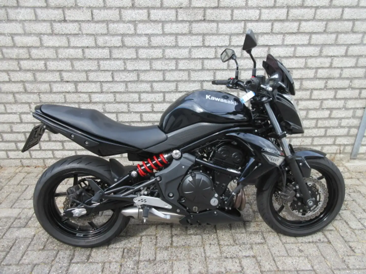 Kawasaki ER - 6 N ER-6N ABS Zwart - 2