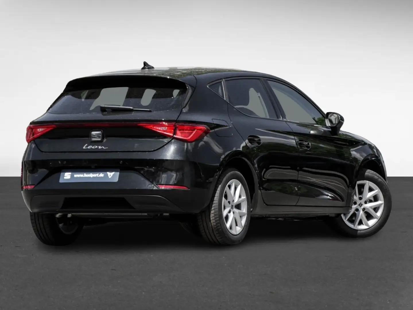 SEAT Leon 1.5 ROAD EDITION DSG NAV RFK KEYL AHK-Vorb. Schwarz - 2
