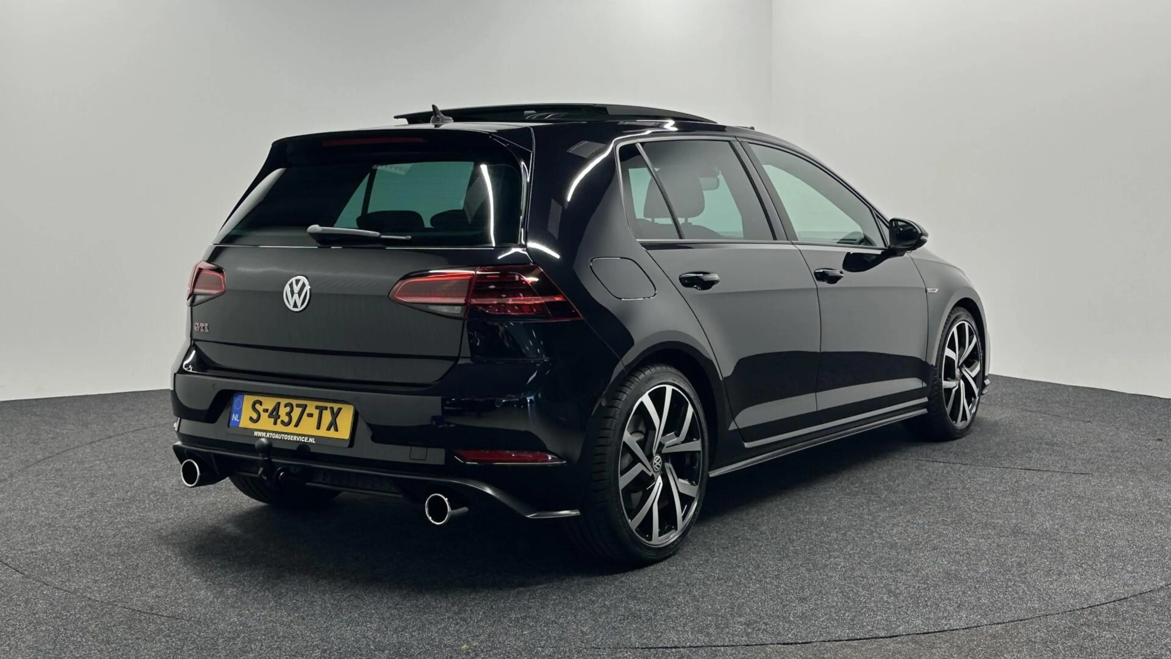 Volkswagen Golf GTI 2.0 TSI Performance PANO CARPLAY NAVI TREKHAAK. — photo 5