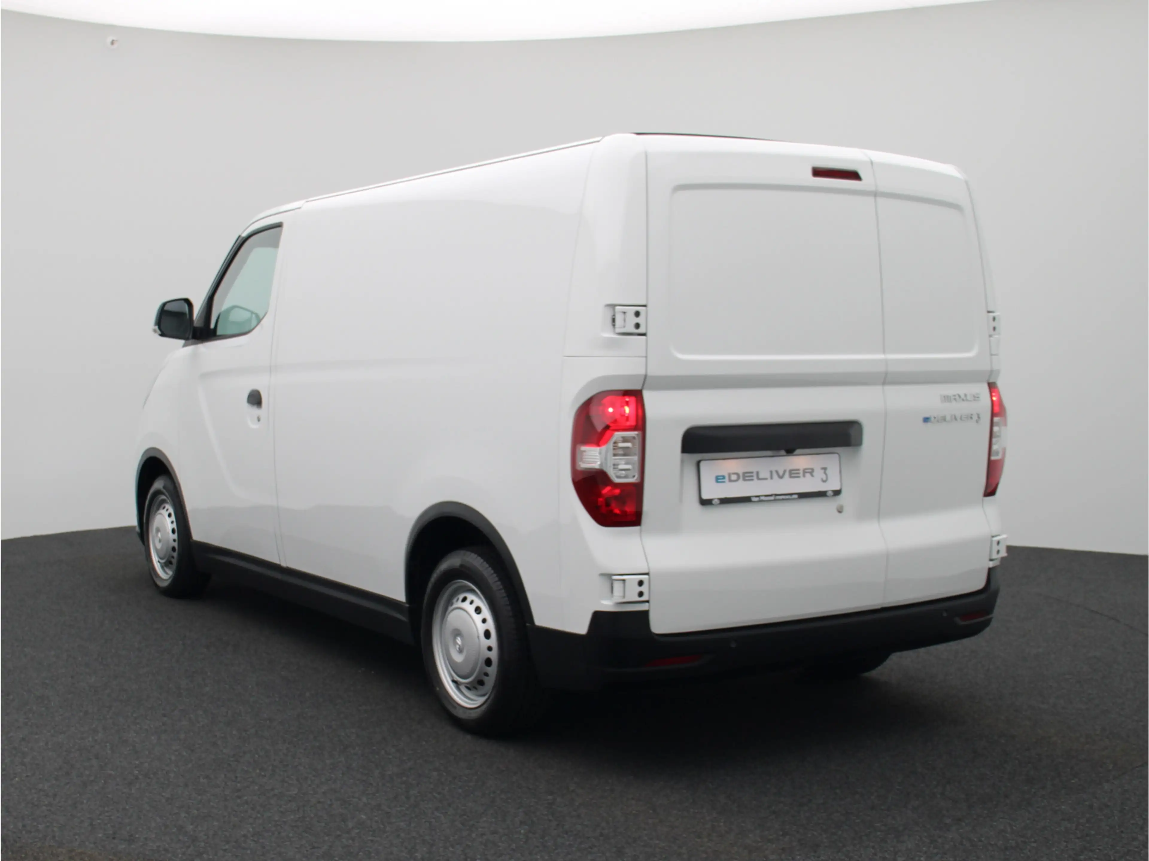 Maxus eDeliver 3 L1 50 kWh DEAL — photo 2