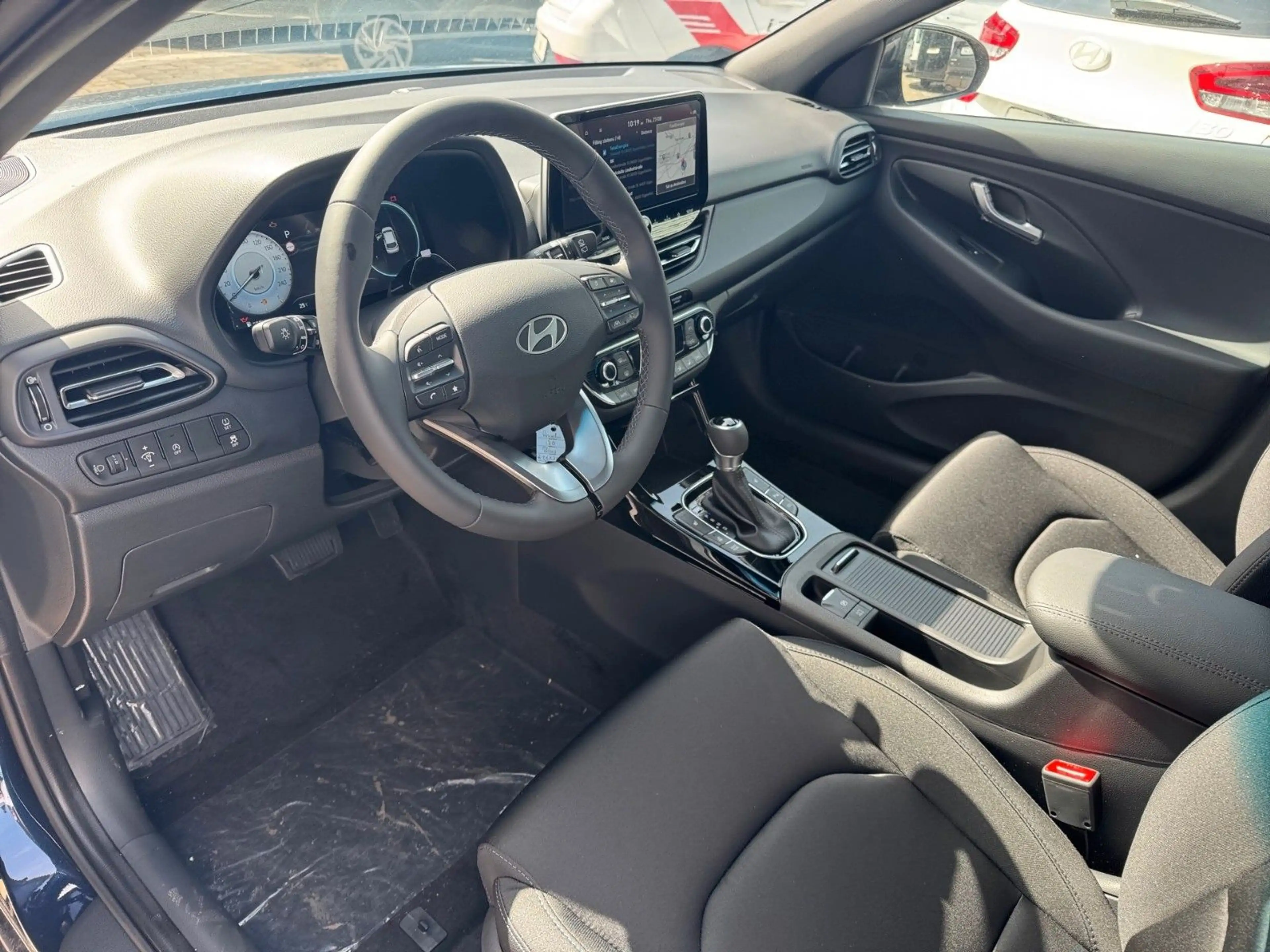 Hyundai i30 Trend DCT — photo 15