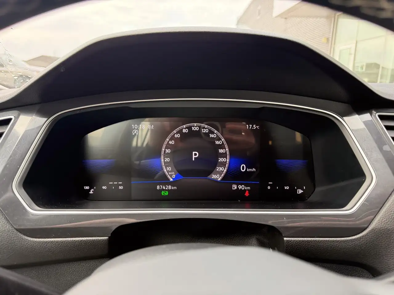 Volkswagen Tiguan снимка Volkswagen Tiguan