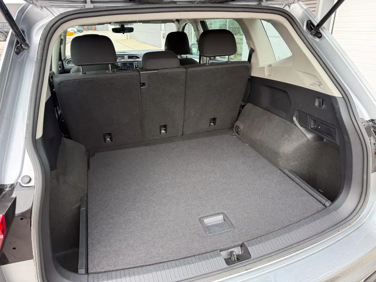 Volkswagen Tiguan снимка Volkswagen Tiguan