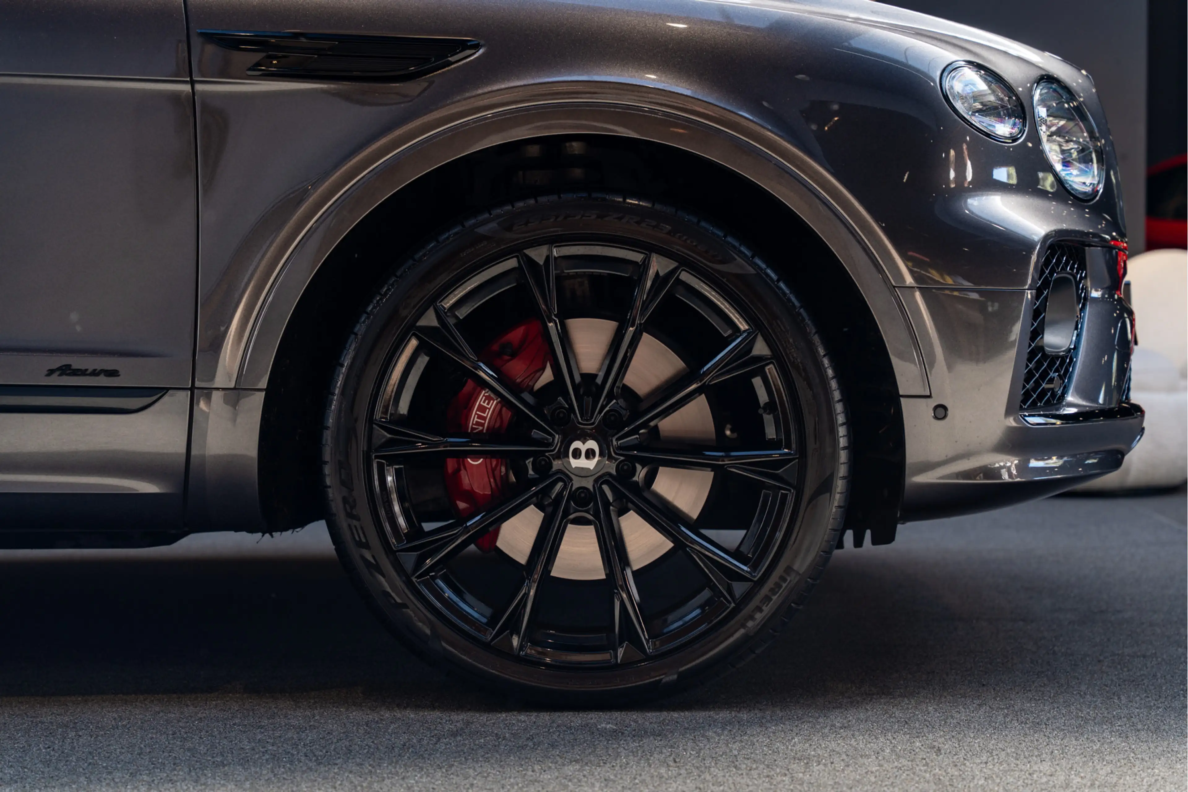 Bentley Bentayga Azure EWB Naim Entertainment Massage 4.0 V8 Azure — photo 12