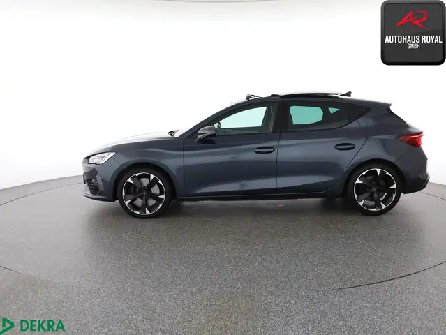 Cupra Leon view 2