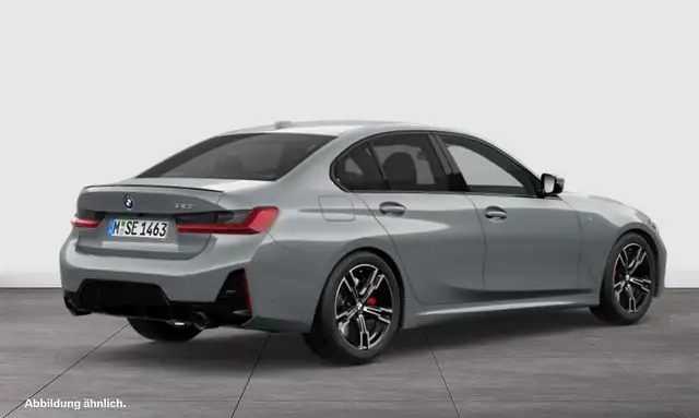 BMW 3 Series view 2
