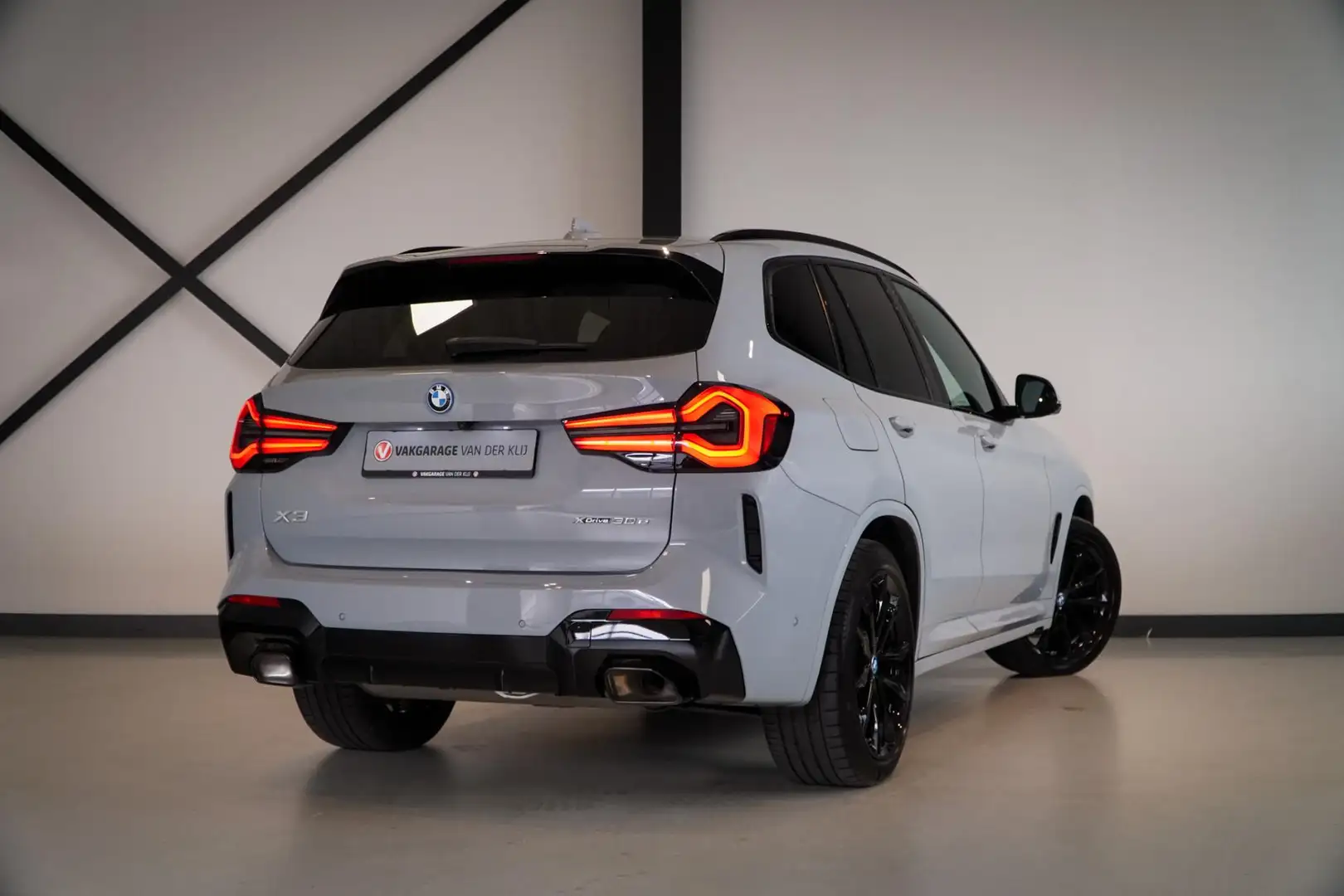 BMW X3 XDrive30e M-Sport | Panorama | Trekhaak | Laser | Grigio - 2