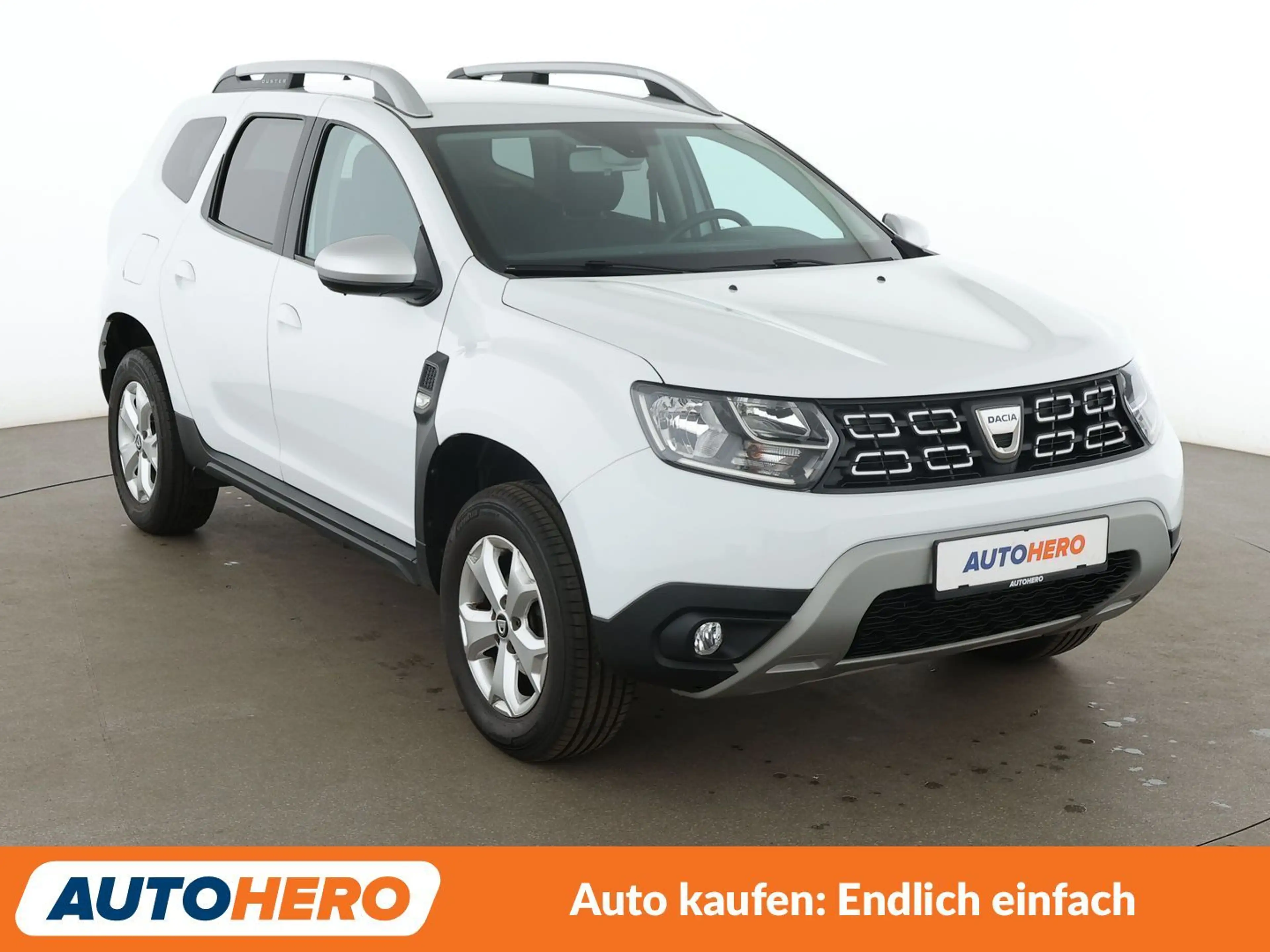 Dacia Duster 1.6 SCe Comfort *NAVI*TEMPO*CAM*PDC*SHZ*ALU*KLIMA* — photo 8
