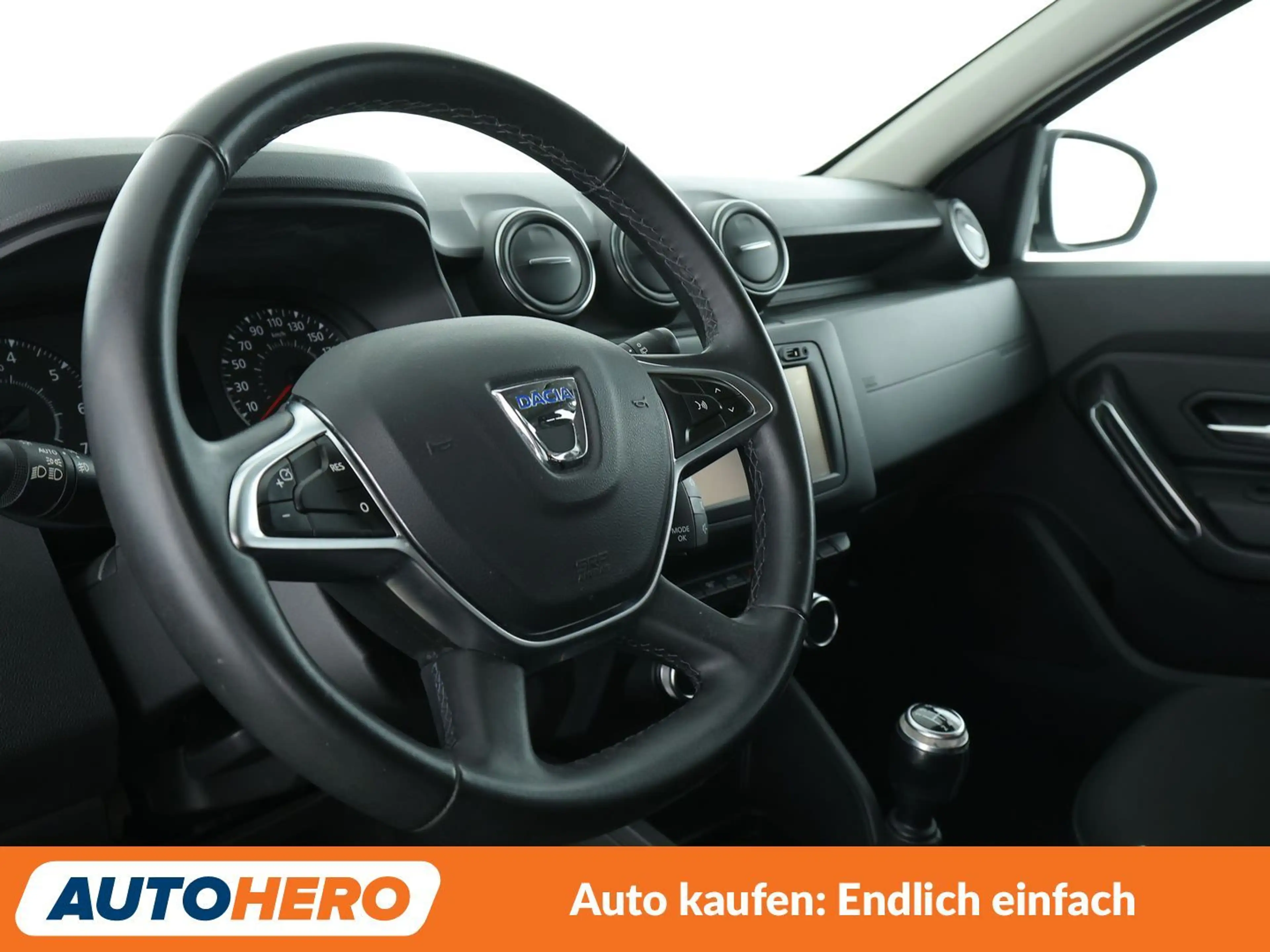 Dacia Duster 1.6 SCe Comfort *NAVI*TEMPO*CAM*PDC*SHZ*ALU*KLIMA* — photo 11
