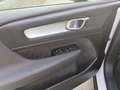 Volvo XC40 B3 (Benzin) Core 2WD Automatik Bluetooth Navi Weiß - thumbnail 9
