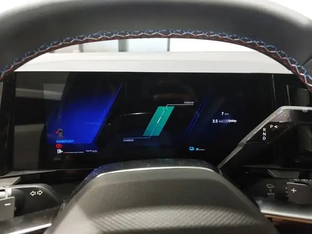 Renault Austral view 10