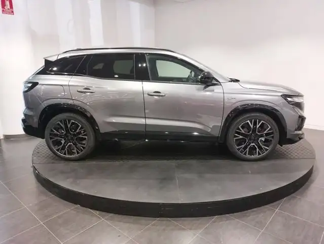 Renault Austral view 4