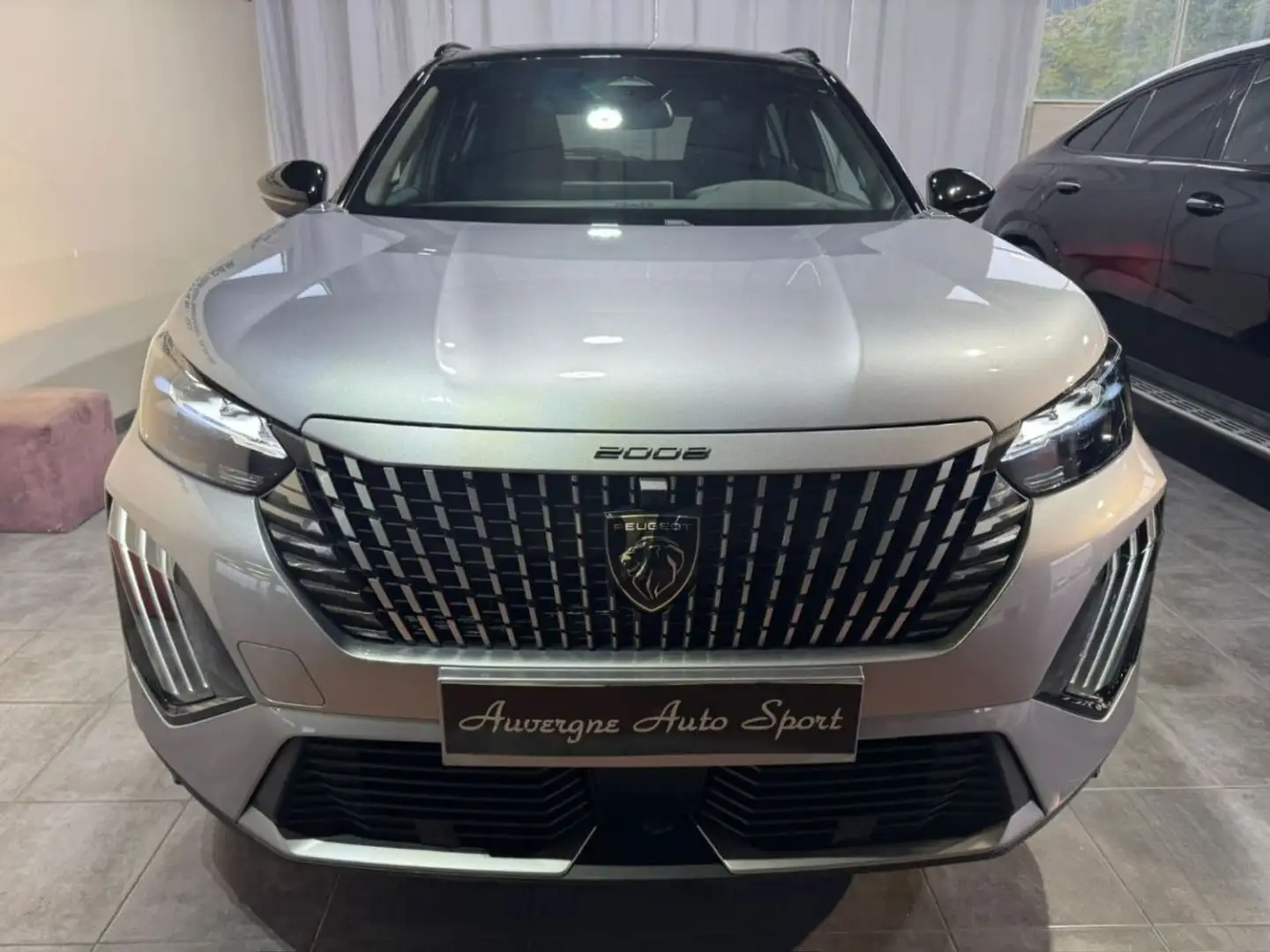 Peugeot 2008 hybrid 145 e-DCS6 GT Gris - 2