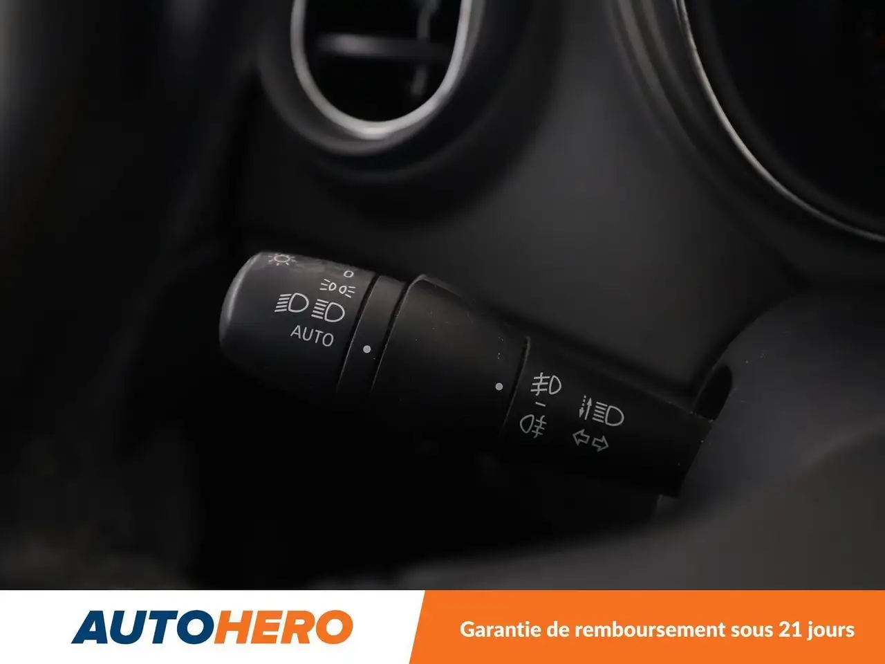 Renault Captur — photo 20