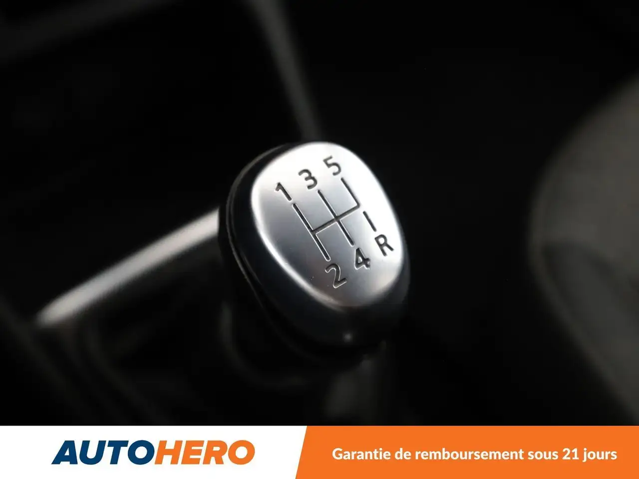 Renault Captur — photo 27