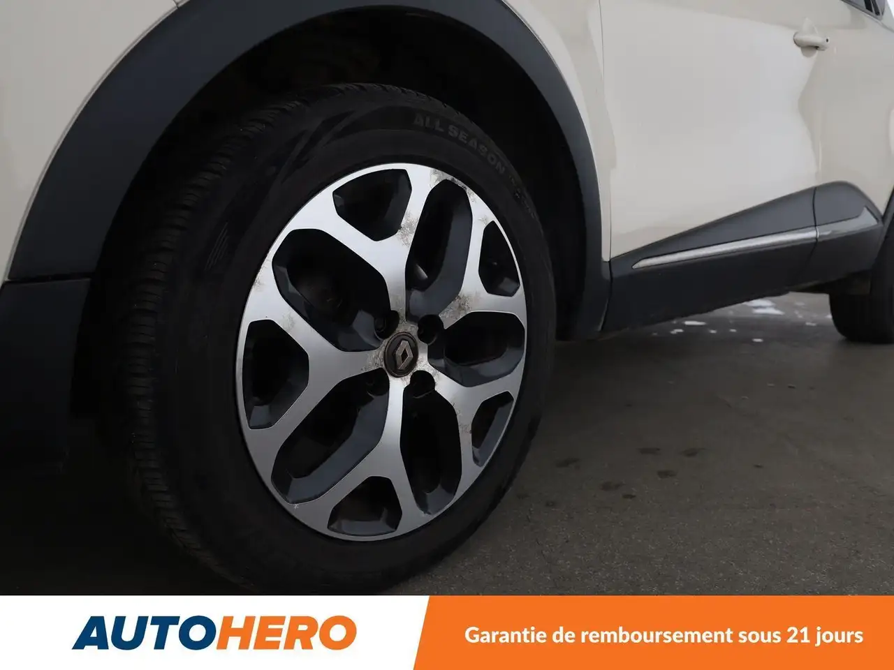 Renault Captur — photo 32