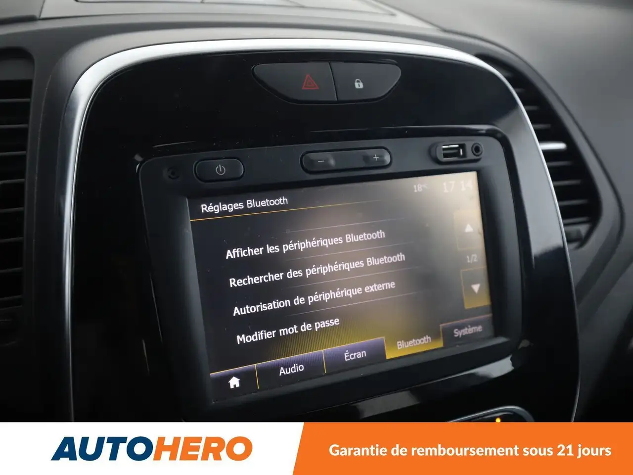Renault Captur — photo 24