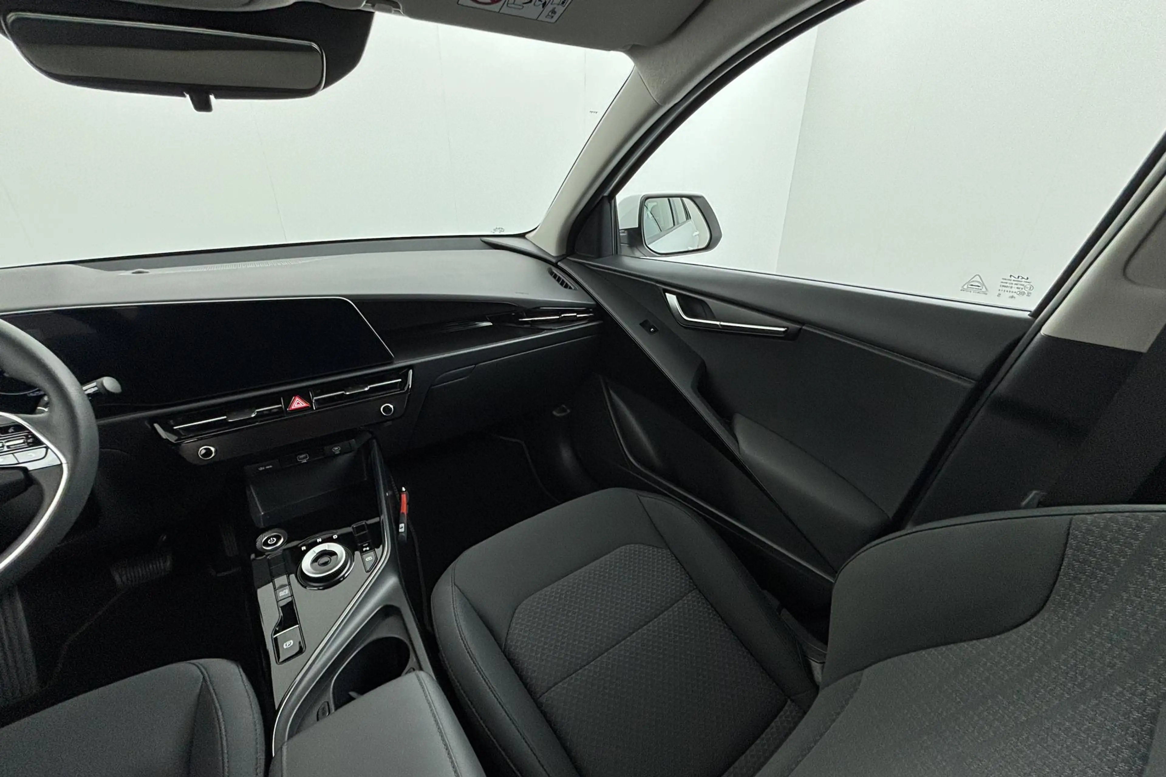 Kia e-Niro EV Light Edition 64.8 kWh Volledig elektrisch rijd — photo 21