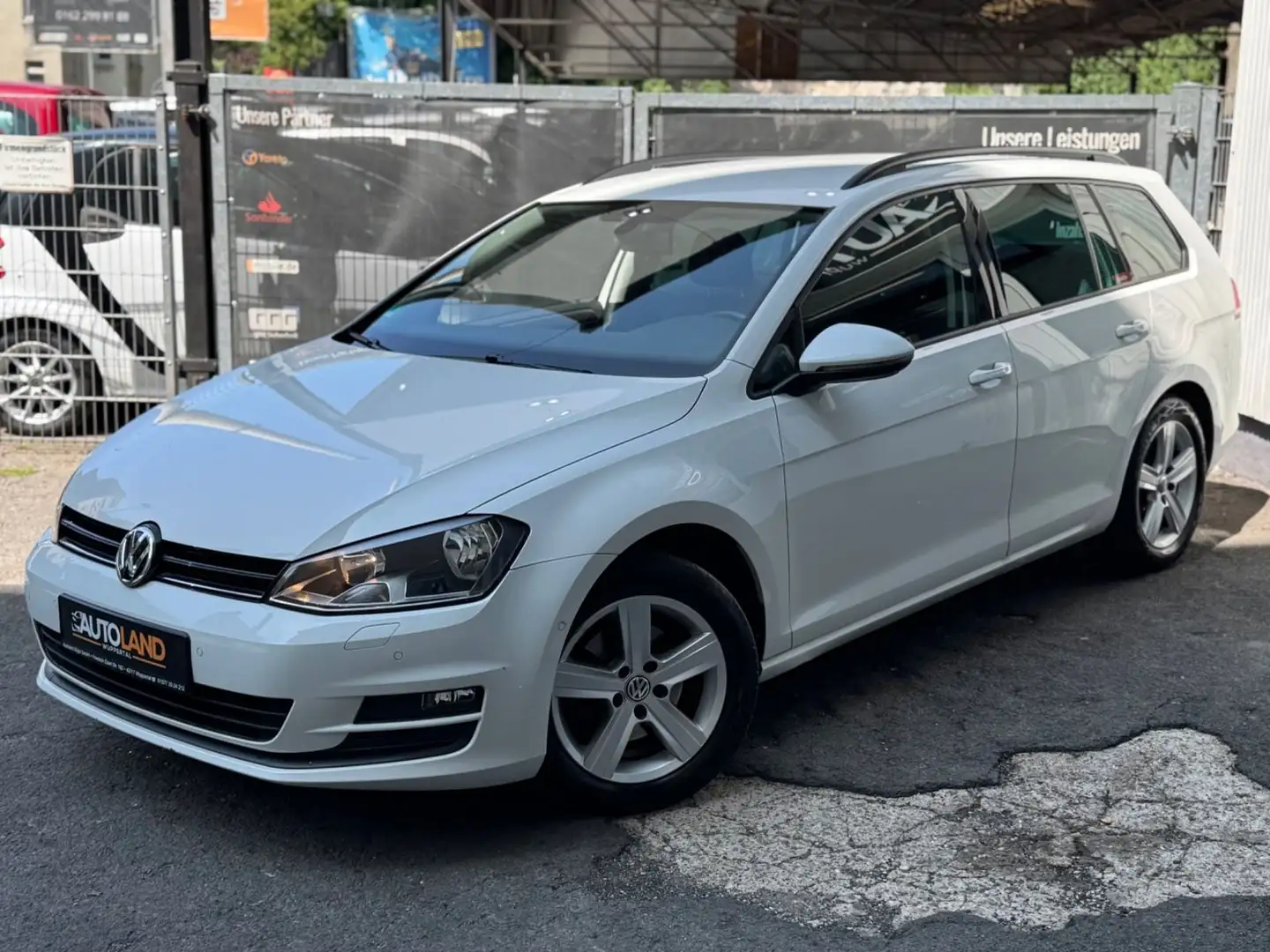 Volkswagen Golf VII Variant*BMT*1.6l*Klimaauto*SzHz*Blueto* Wit - 2