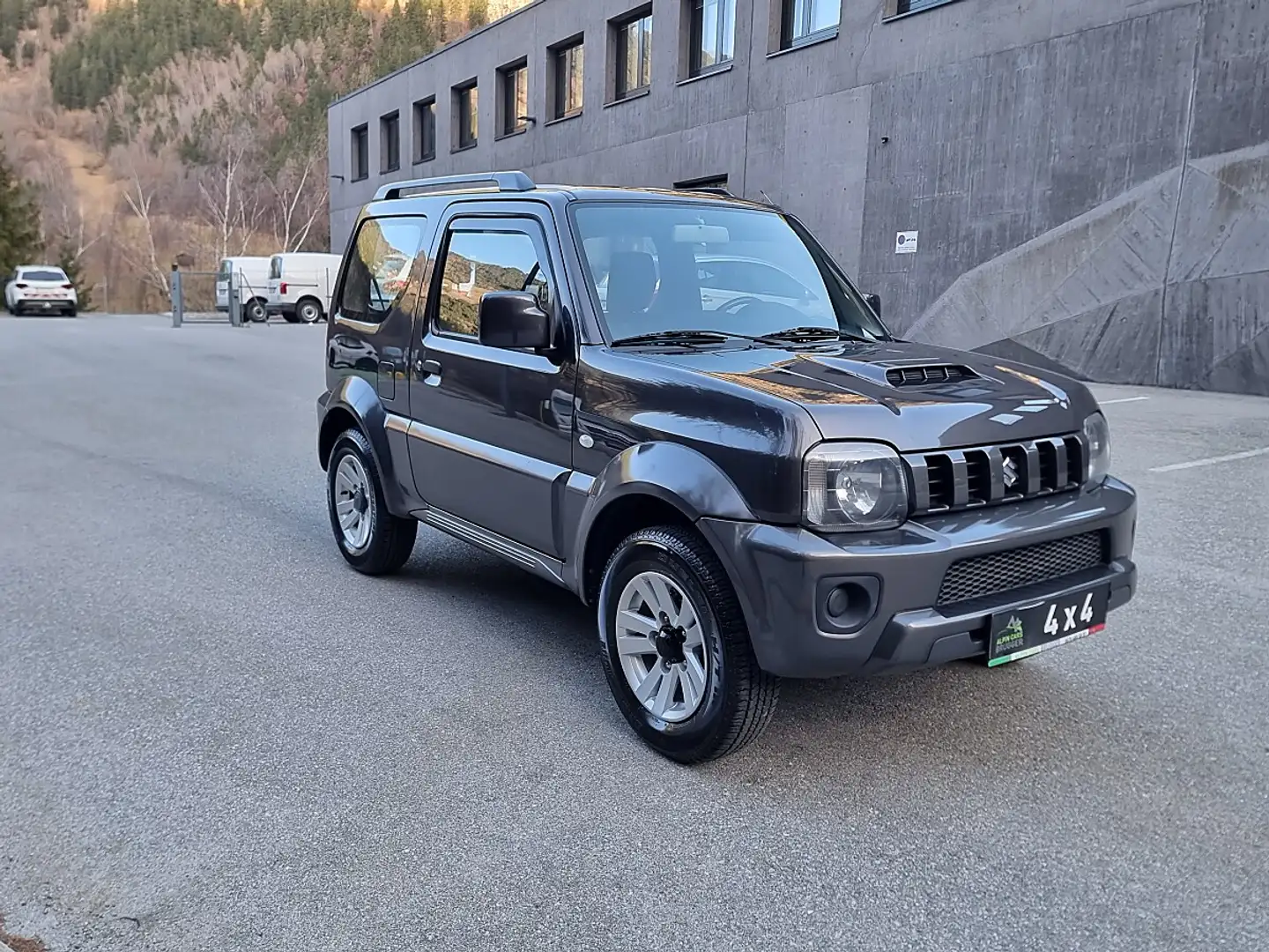 Suzuki Jimny 1,3 VX L2 special Grau - 2