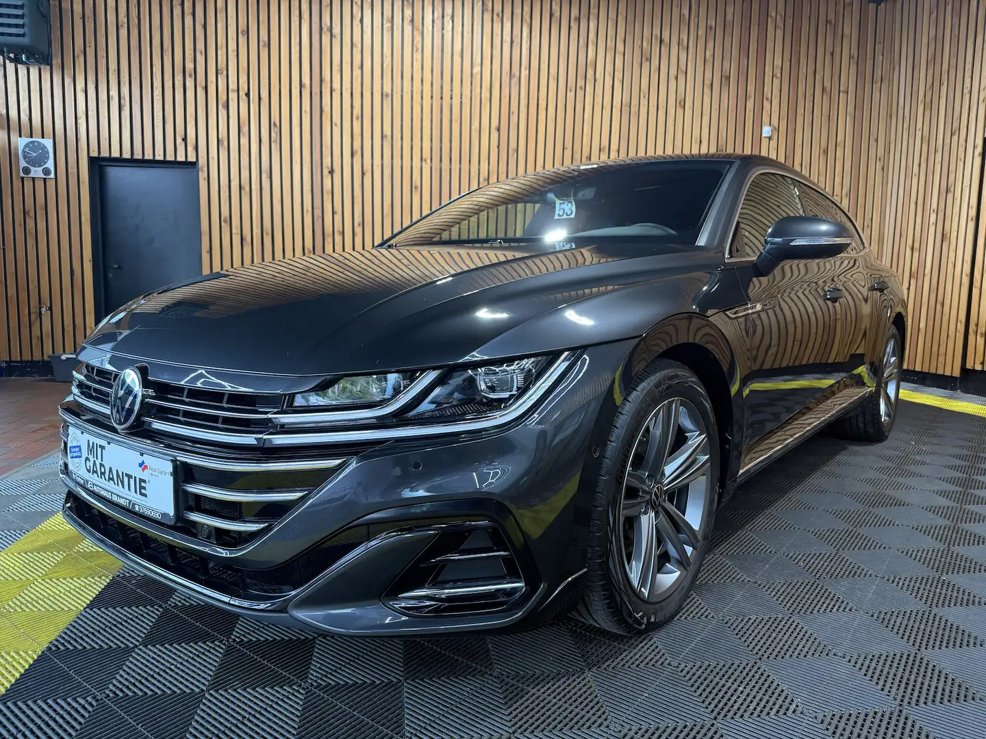 Volkswagen Arteon SB.2,0 TSI R-Line *Navi*Kam*Virt*IQ*Pano Grau - 1
