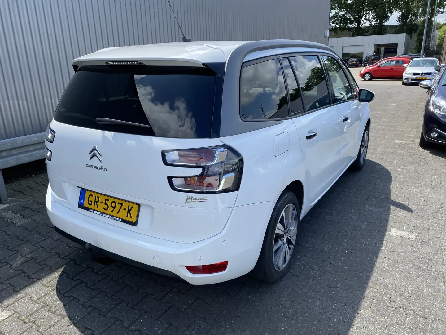 Citroen Grand C4 Picasso 1.2 PureTech Business 7p. Clima, Navi, CC, PDC & C Wit - 2