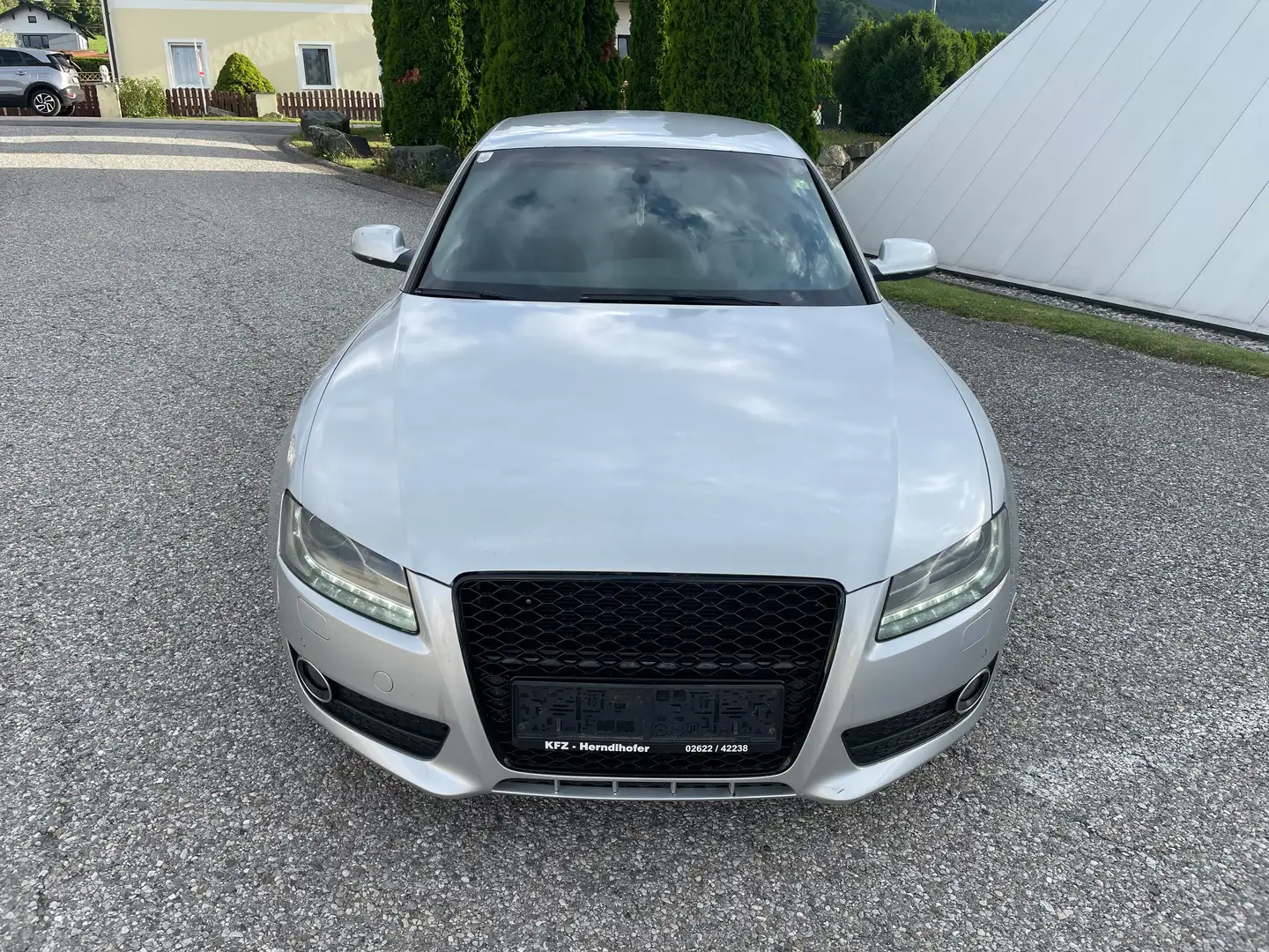 Audi A5 2.7 TDI  S-Line Grau - 2