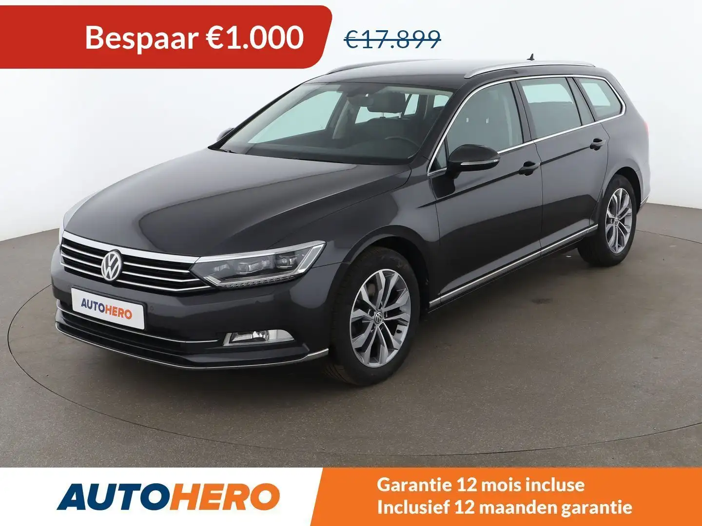 Volkswagen Passat 2.0 TDI Highline BlueMotion Zwart - 1