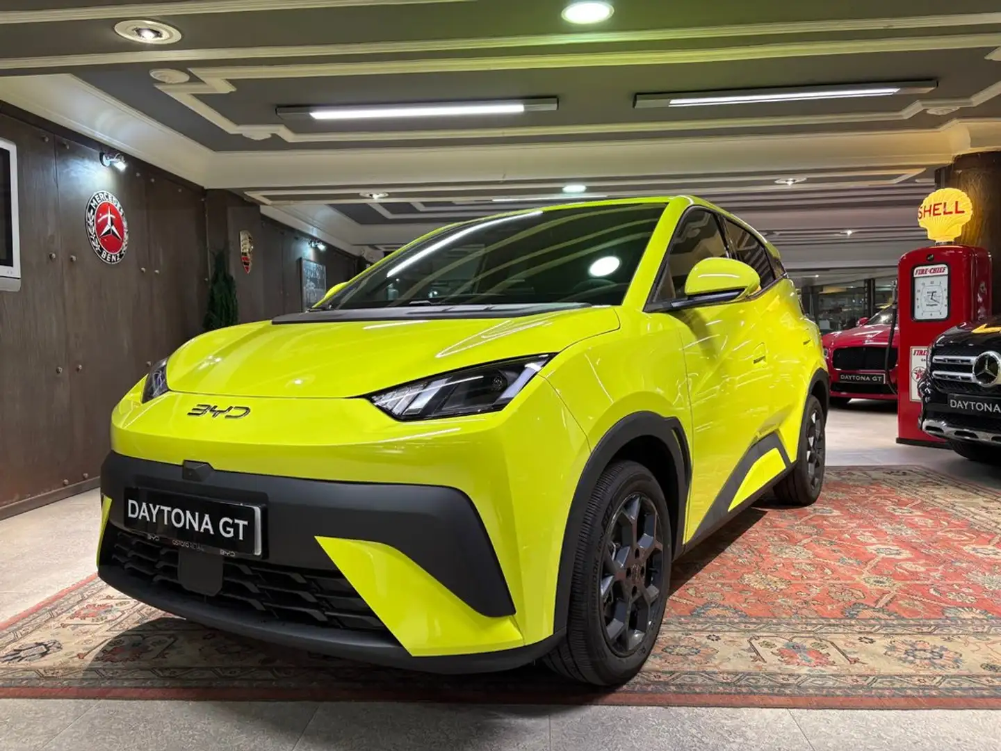 BYD Dolphin Comfort Amarillo - 1