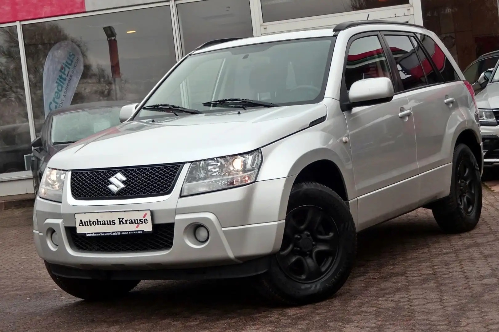 Suzuki Grand Vitara 2.0 4x4 5T-AHK/ALLWETTERR/HU 2027 Silber - 2