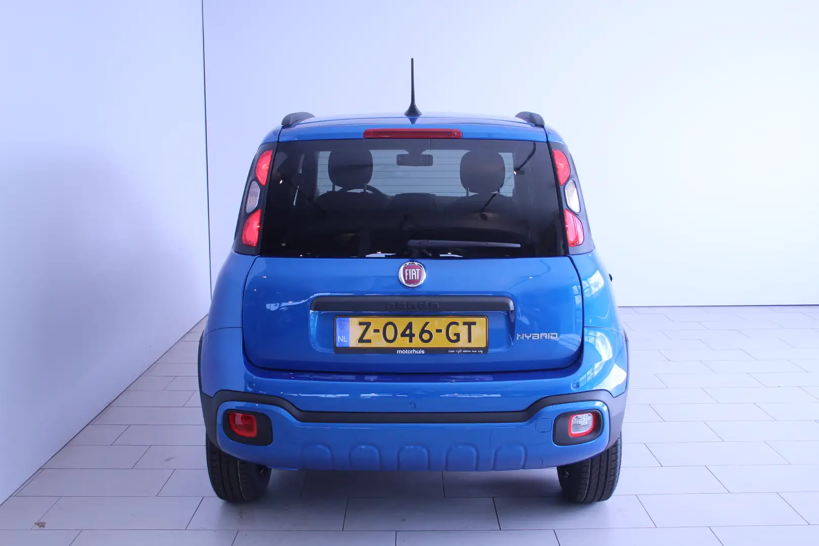 Fiat Panda 1.0 70pk Hybrid Cross Blauw - 2