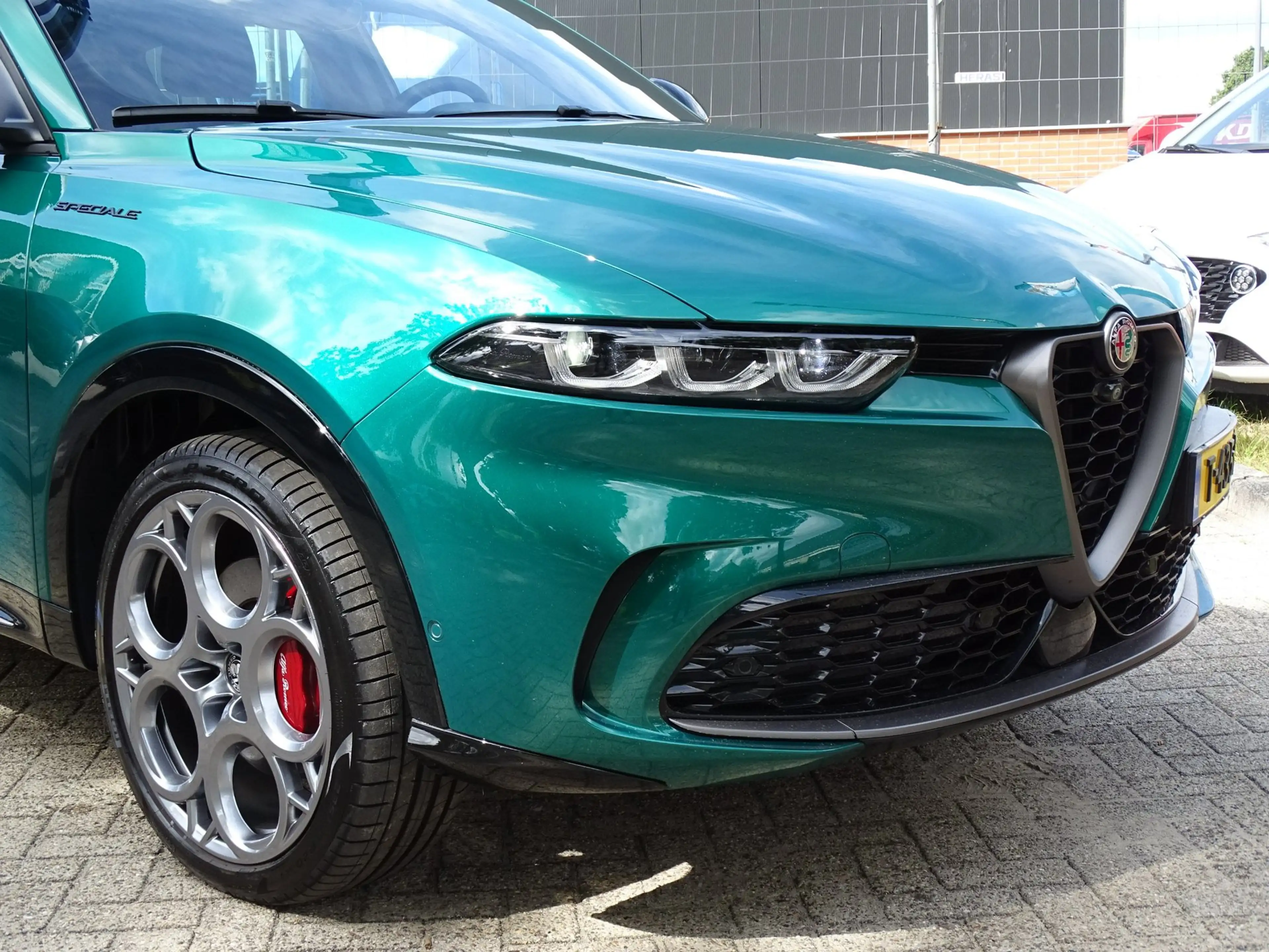 Alfa Romeo Tonale 1.3T PHEV Edizione Speciale|360 Cam|Leder|Keyless| — photo 5