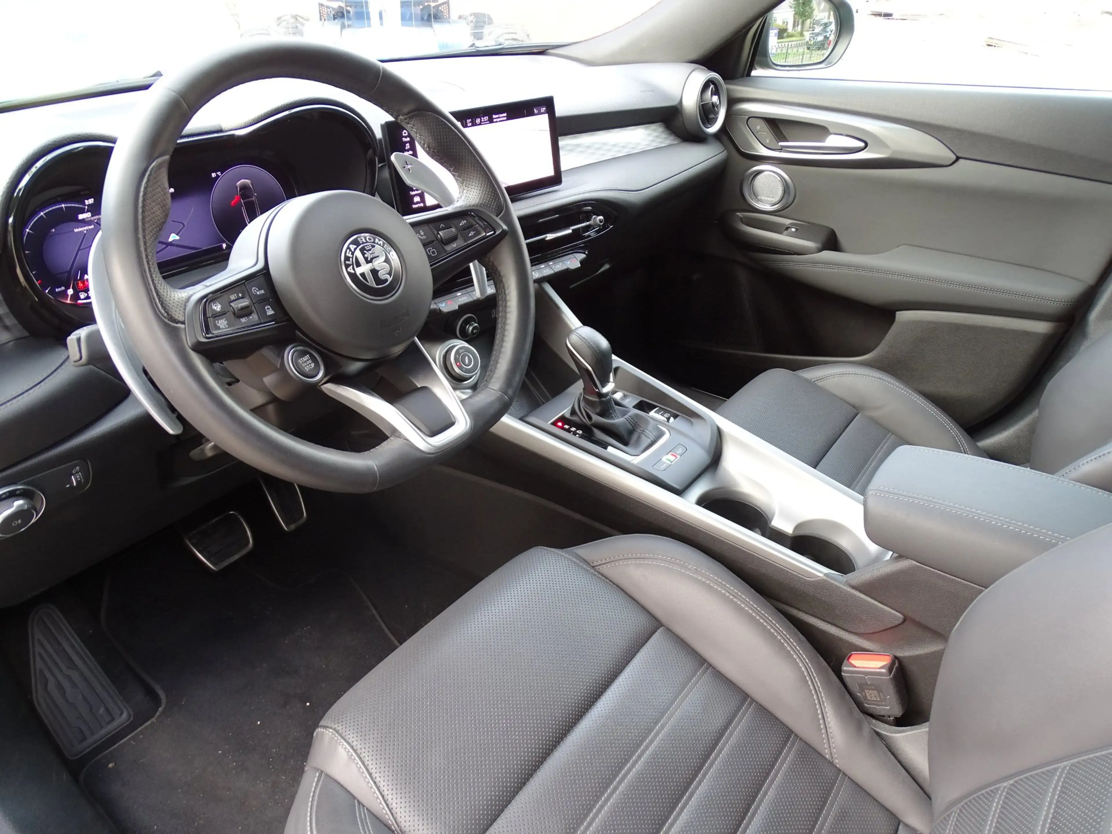 Alfa Romeo Tonale 1.3T PHEV Edizione Speciale|360 Cam|Leder|Keyless| — photo 9