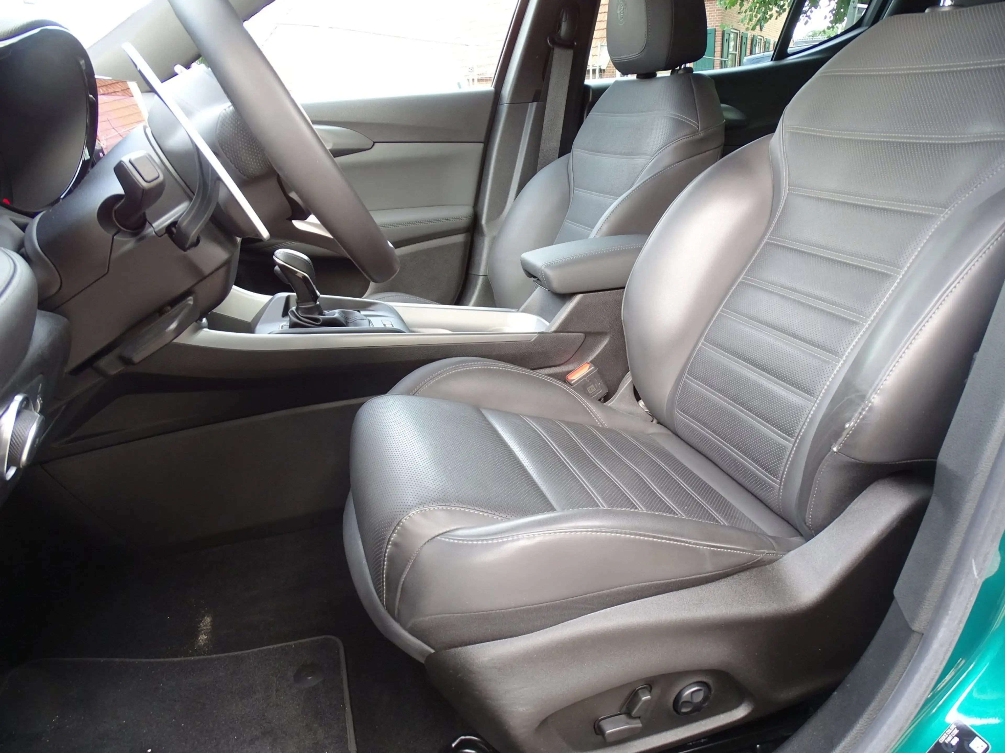 Alfa Romeo Tonale 1.3T PHEV Edizione Speciale|360 Cam|Leder|Keyless| — photo 10