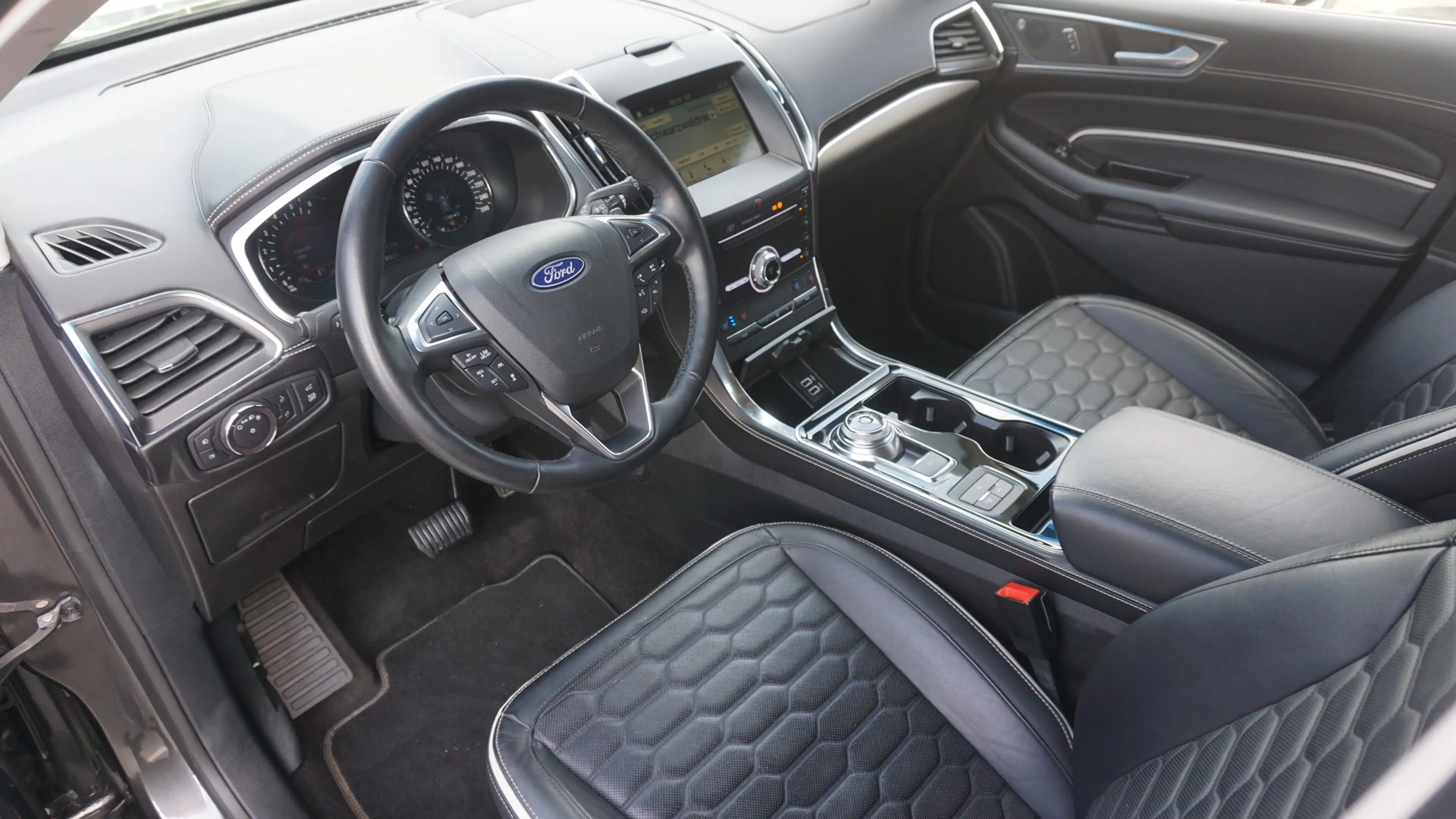 Ford Edge 2.0 EcoBlue Vignale 4x4 AWD LED ACC Navi — photo 15