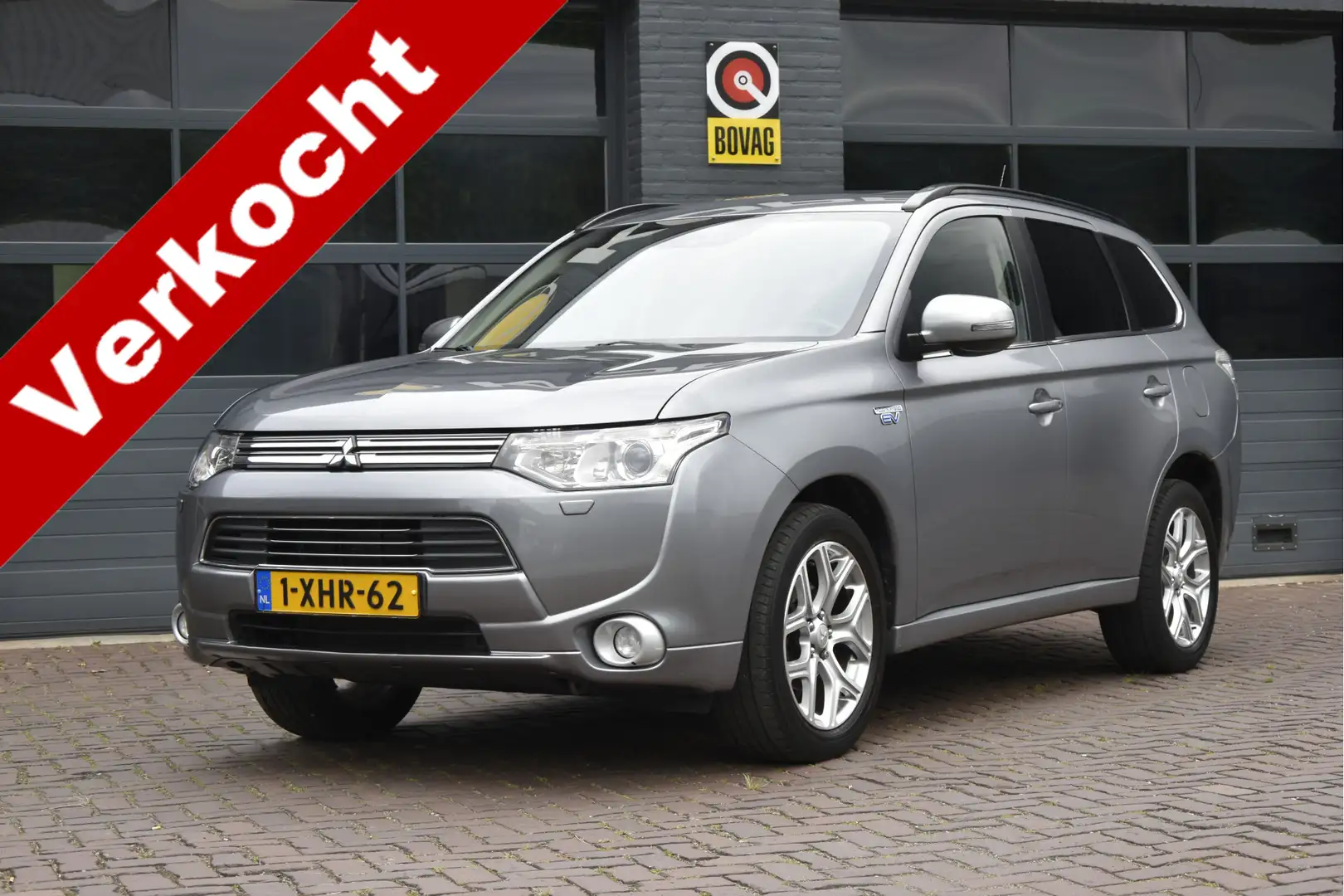 Mitsubishi Outlander 2.0 PHEV Instyle+ Gris - 1