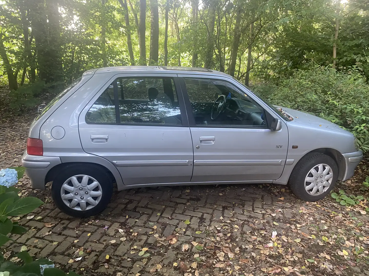 Peugeot 106 XT - 2