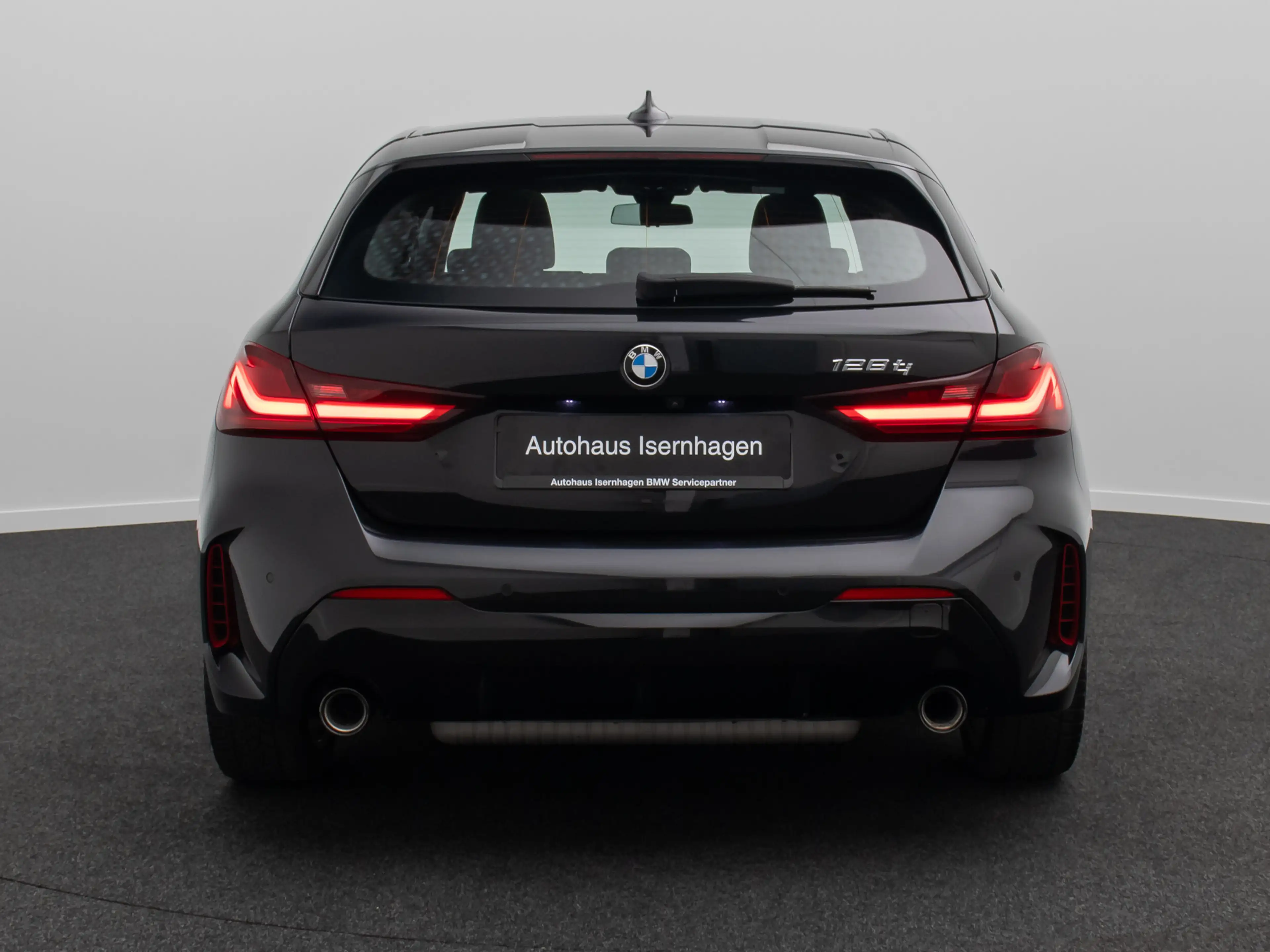 BMW 128 M Sport HUD DAB Panorama HiFi Kamera Leder — photo 8
