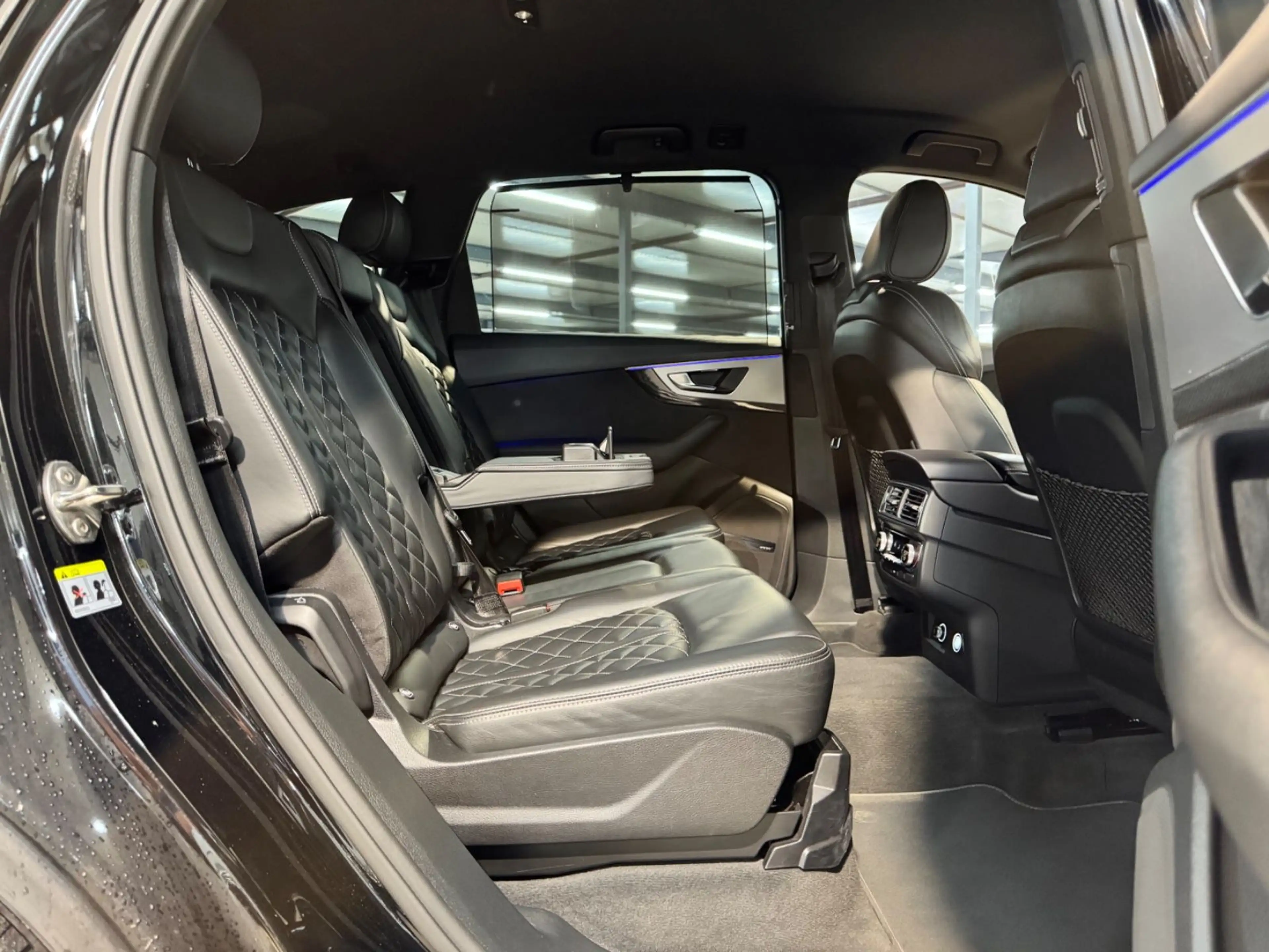 Audi SQ7 7SITZ*#SITZE*BOSE*STHZ*ACC*HUD*MTRX*OPTK*UVM — photo 7
