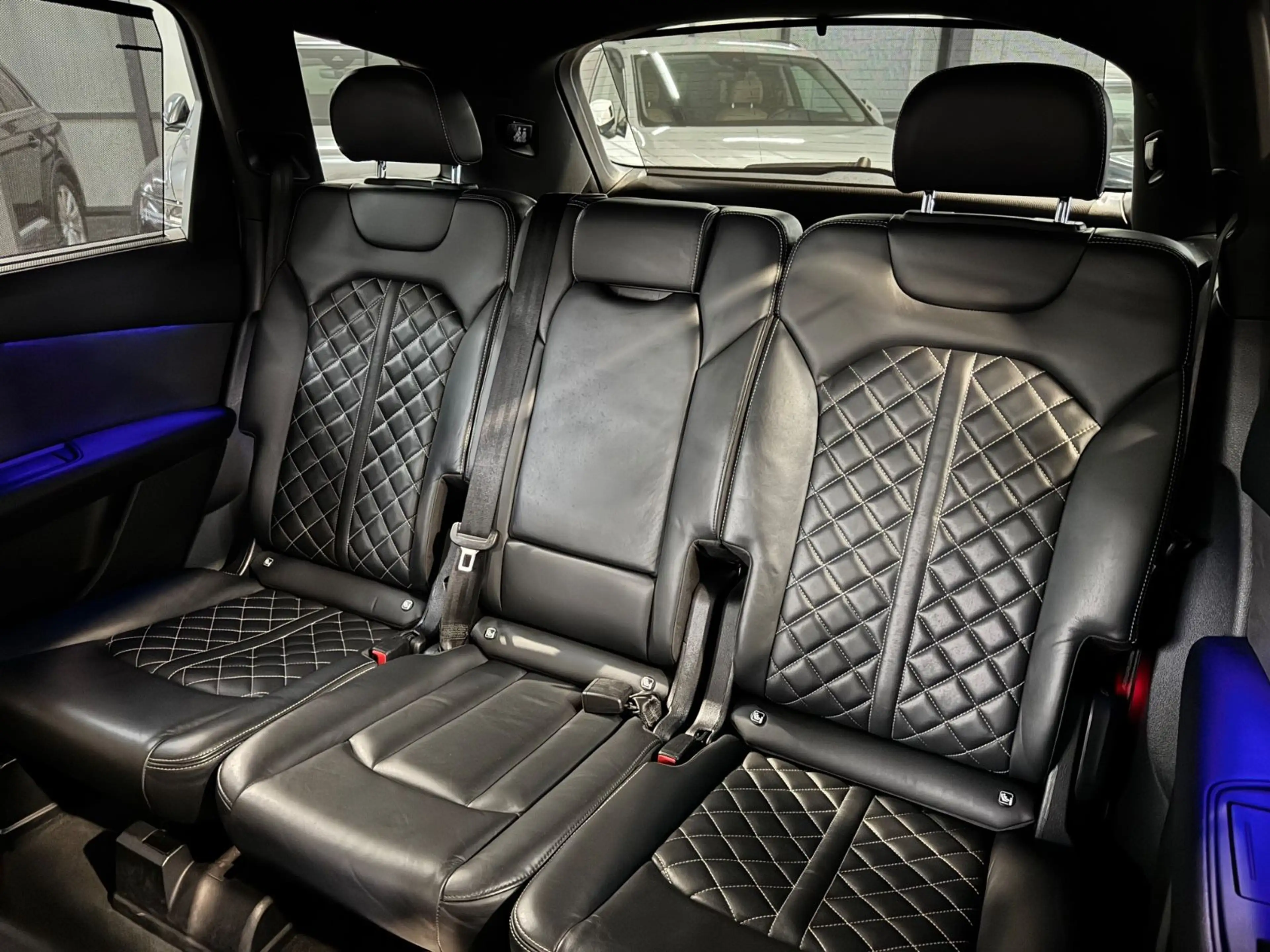 Audi SQ7 7SITZ*#SITZE*BOSE*STHZ*ACC*HUD*MTRX*OPTK*UVM — photo 9