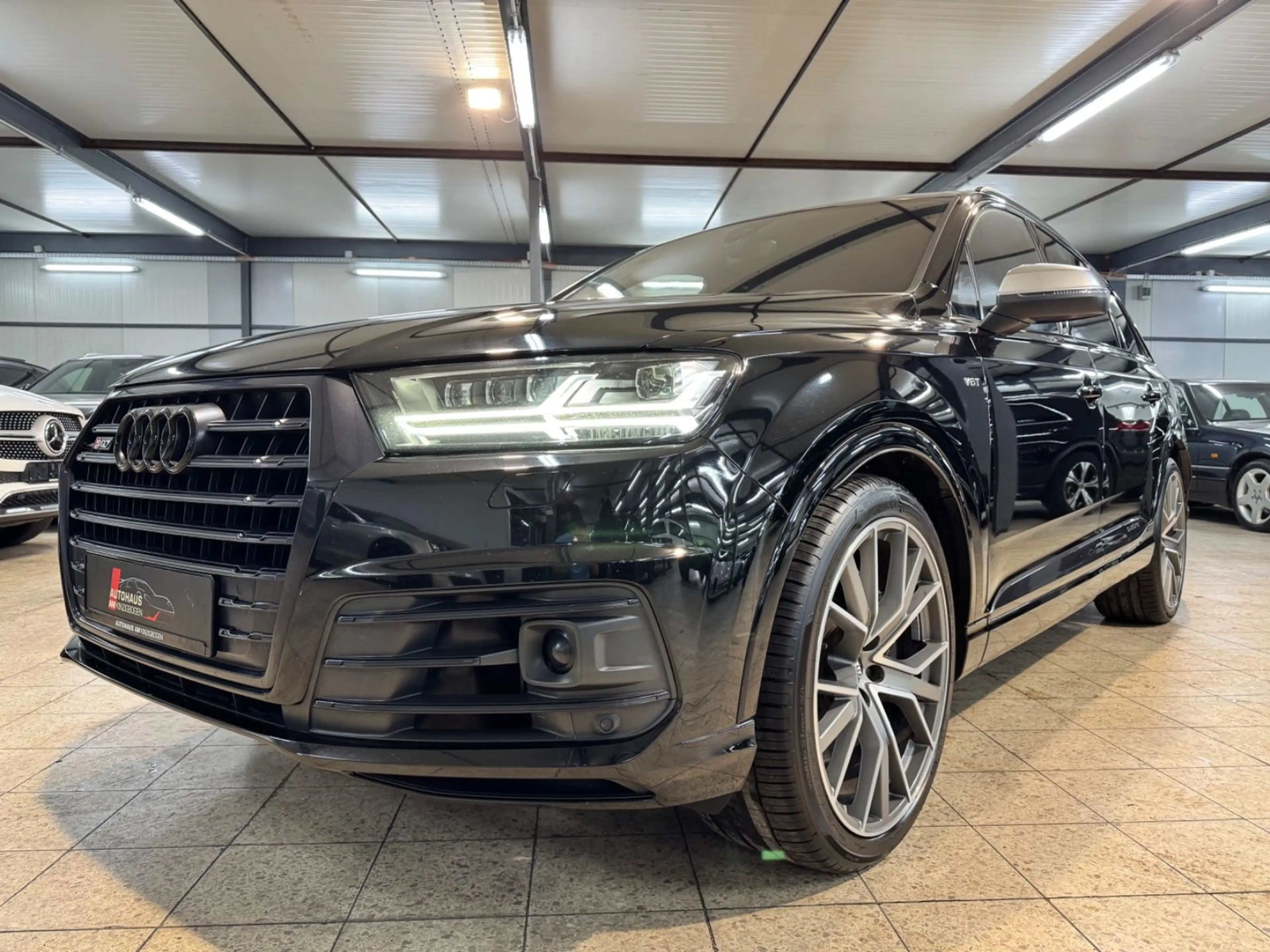Audi SQ7 7SITZ*#SITZE*BOSE*STHZ*ACC*HUD*MTRX*OPTK*UVM — photo 5