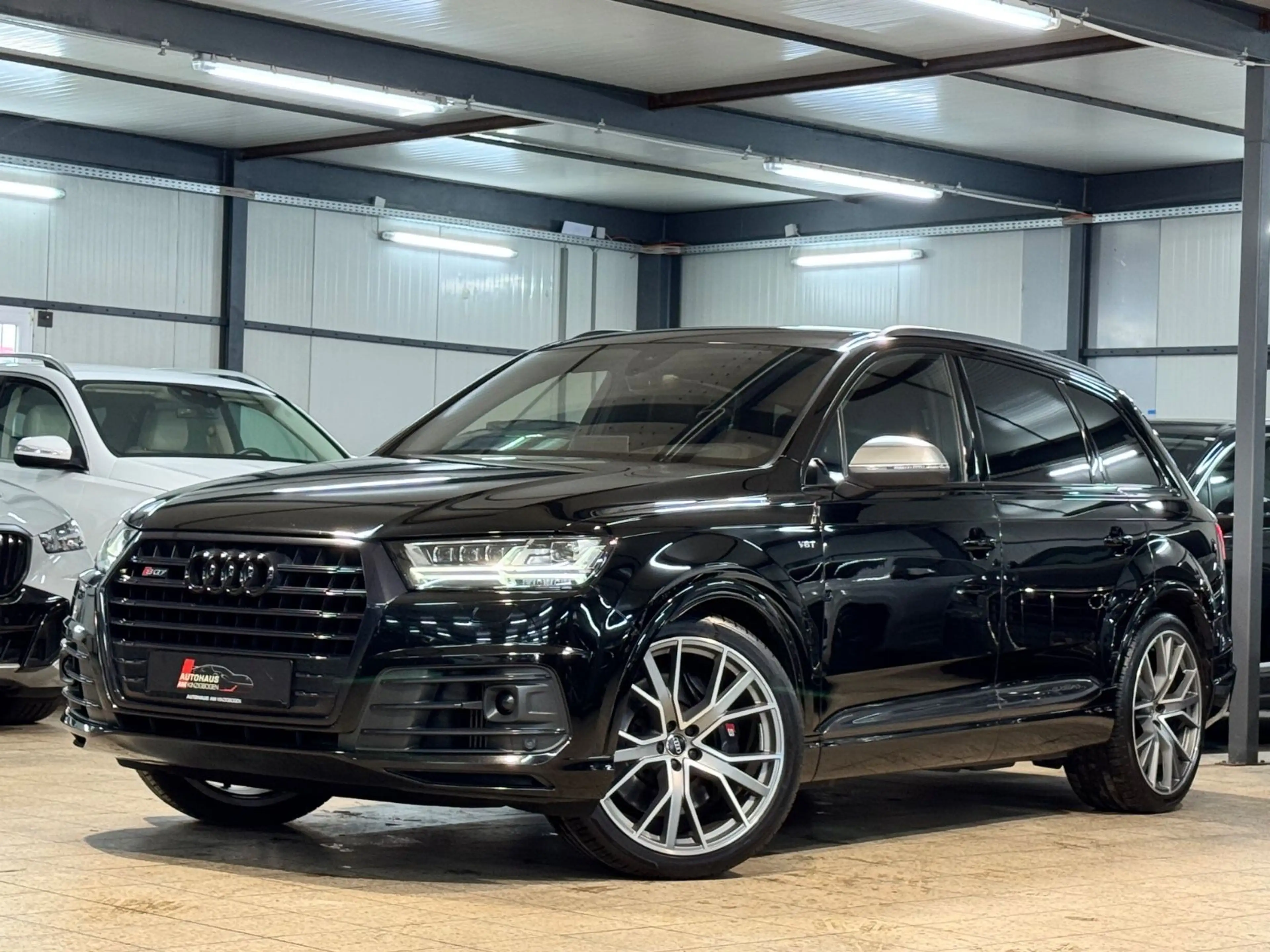 Audi SQ7 7SITZ*#SITZE*BOSE*STHZ*ACC*HUD*MTRX*OPTK*UVM — photo 3