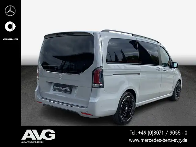 Mercedes-Benz V-Class view 4