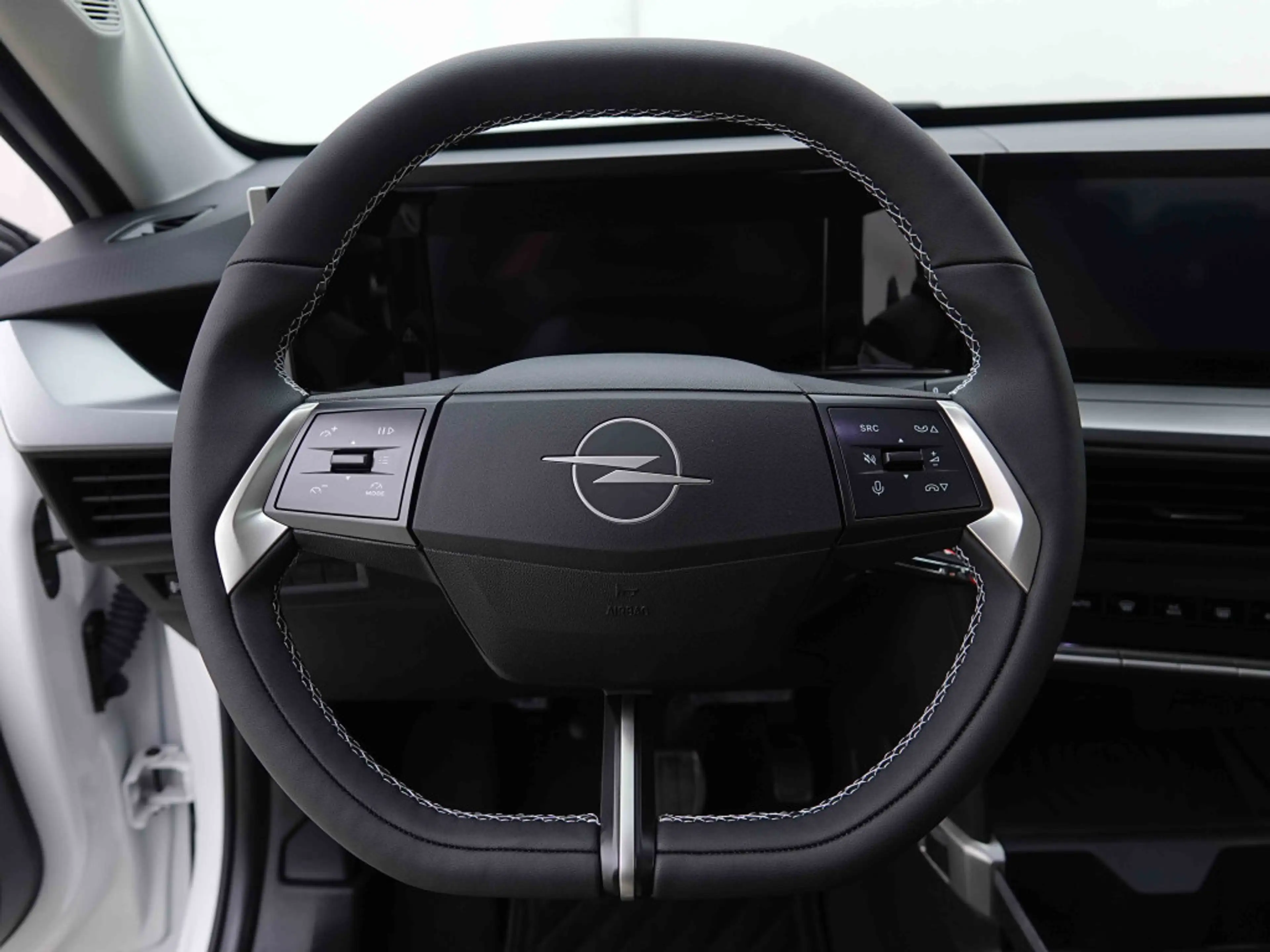 Opel Frontera 145 Hybrid | eDCT | Ultimate | 7PL | Winter Pack | GPS Pro | LED — photo 10