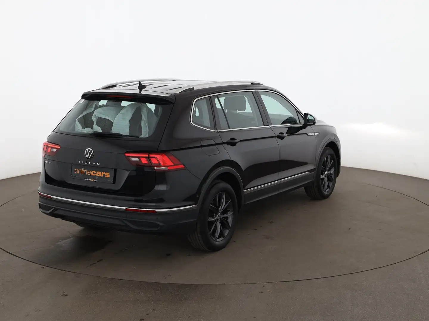 Volkswagen Tiguan Allspace 2.0 TDI Life LED SKY AHK RADAR Schwarz - 2