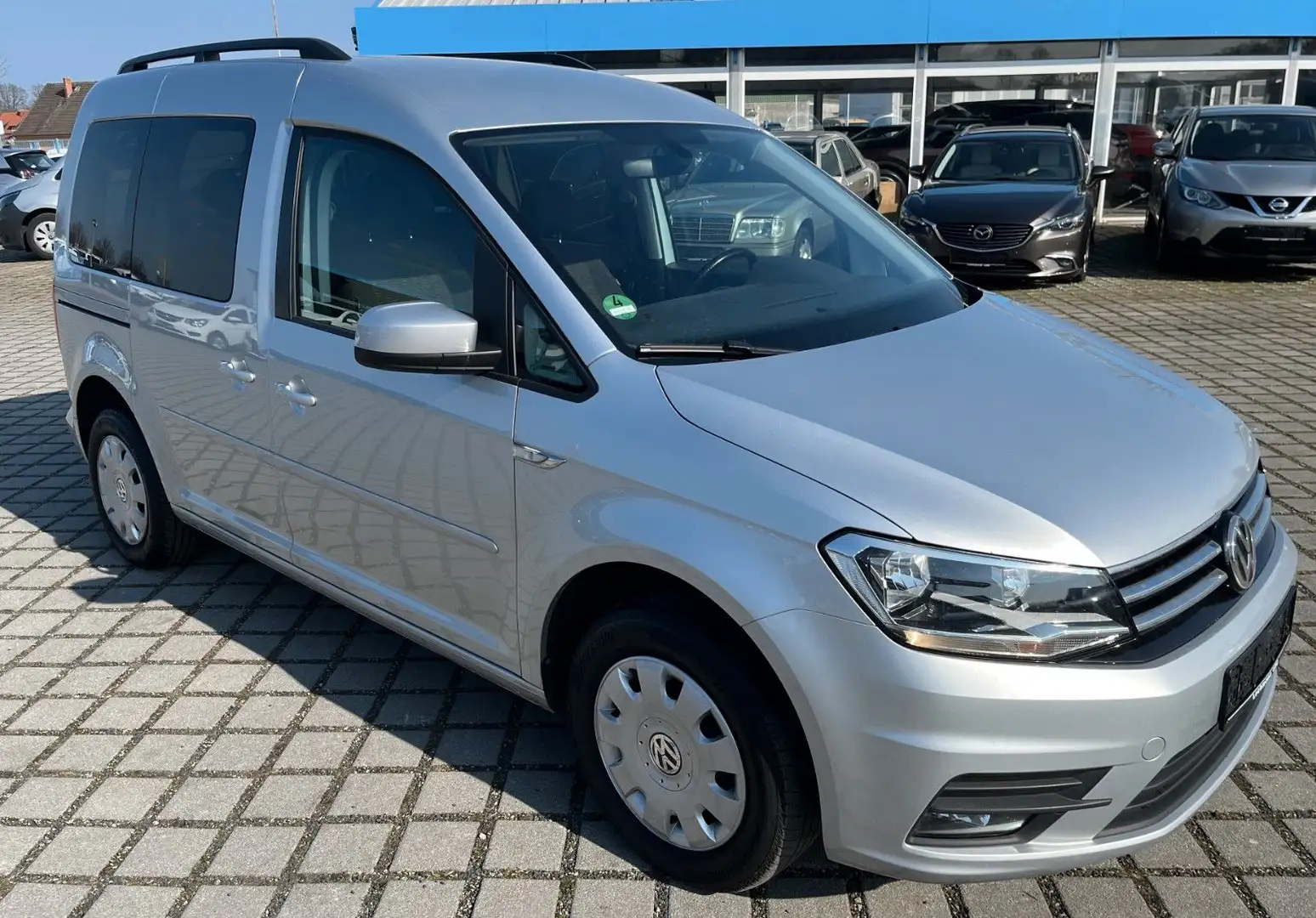 Volkswagen Caddy 2.0 TDI Comfortline ACC|AHK|PDC|SHZ|BT Silber - 1