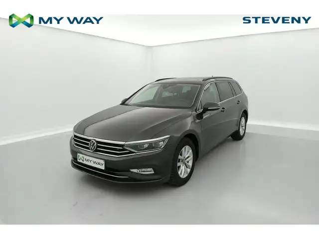 Volkswagen Passat Variant Style 'Business' 2.0 TDI SCR 90 kW (122 ch) 7 vitesses DSG