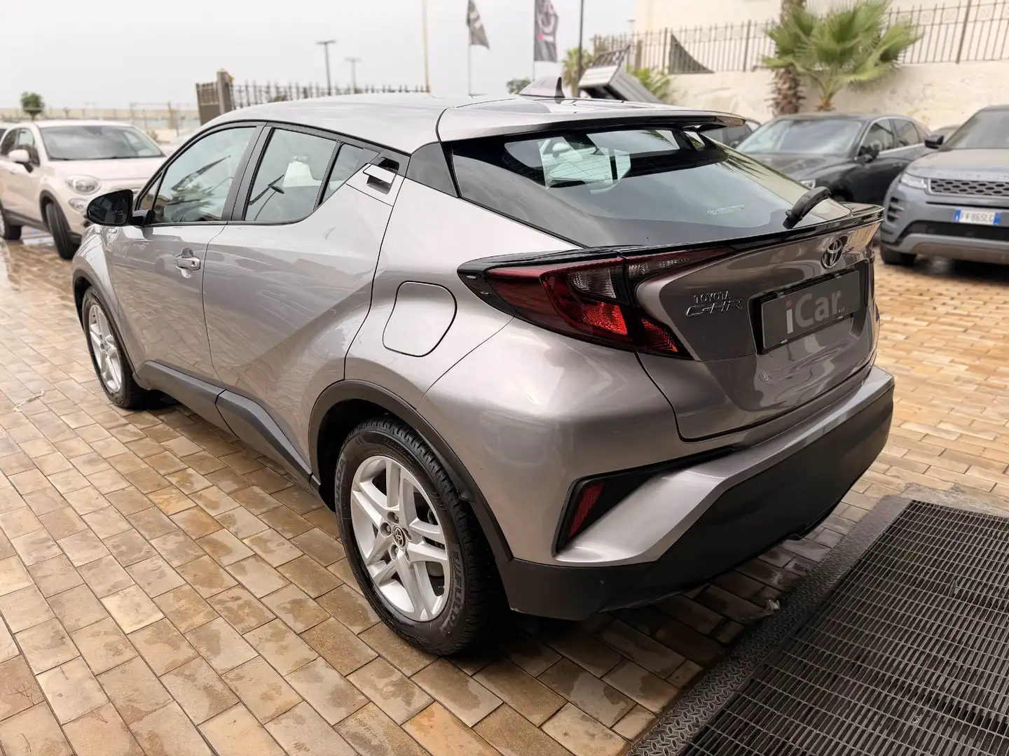 Toyota C-HR C-HR 1.8h Active e-cvt - foto 2